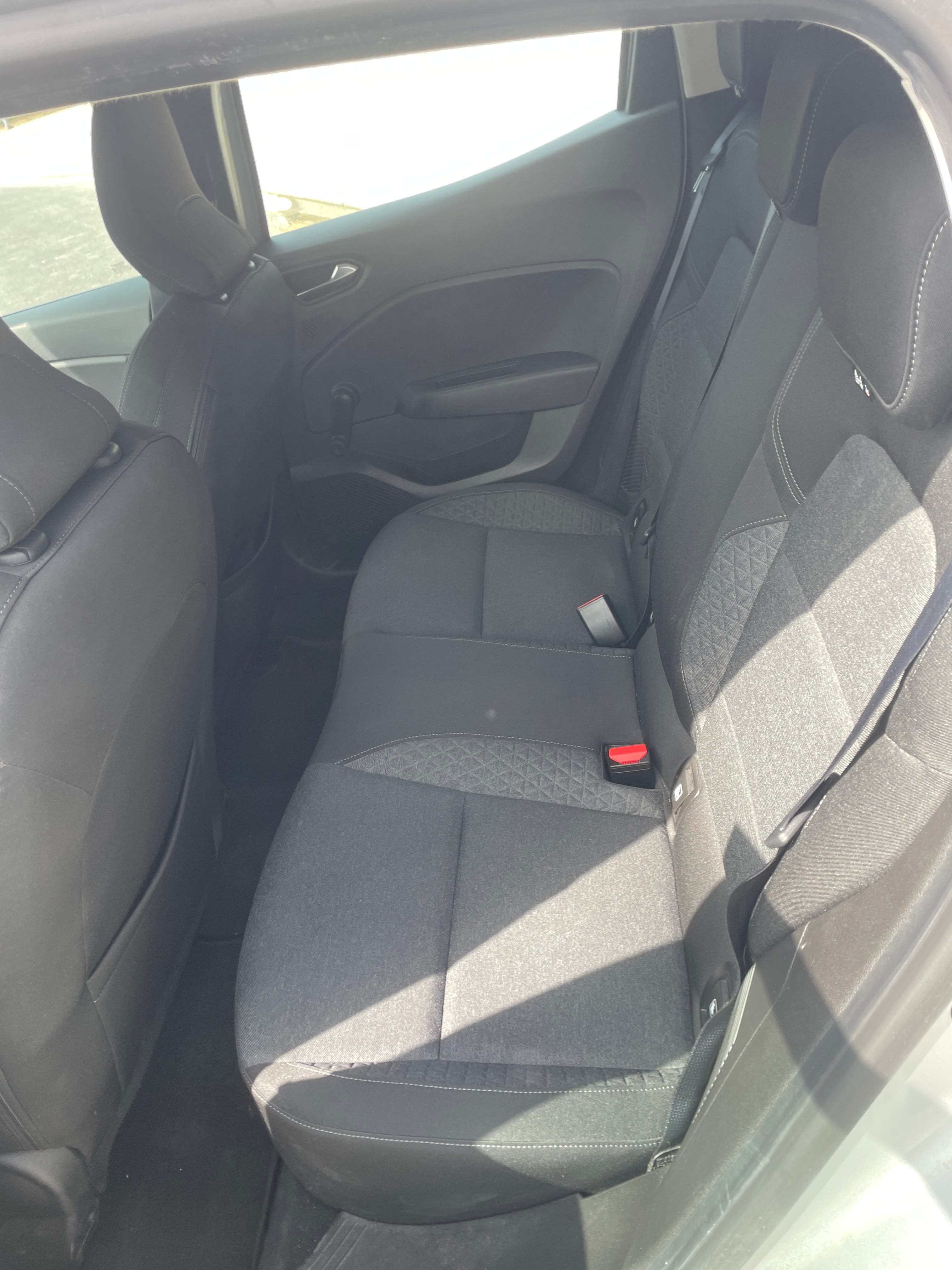 Renault Clio E-tech avec Apple CarPlay