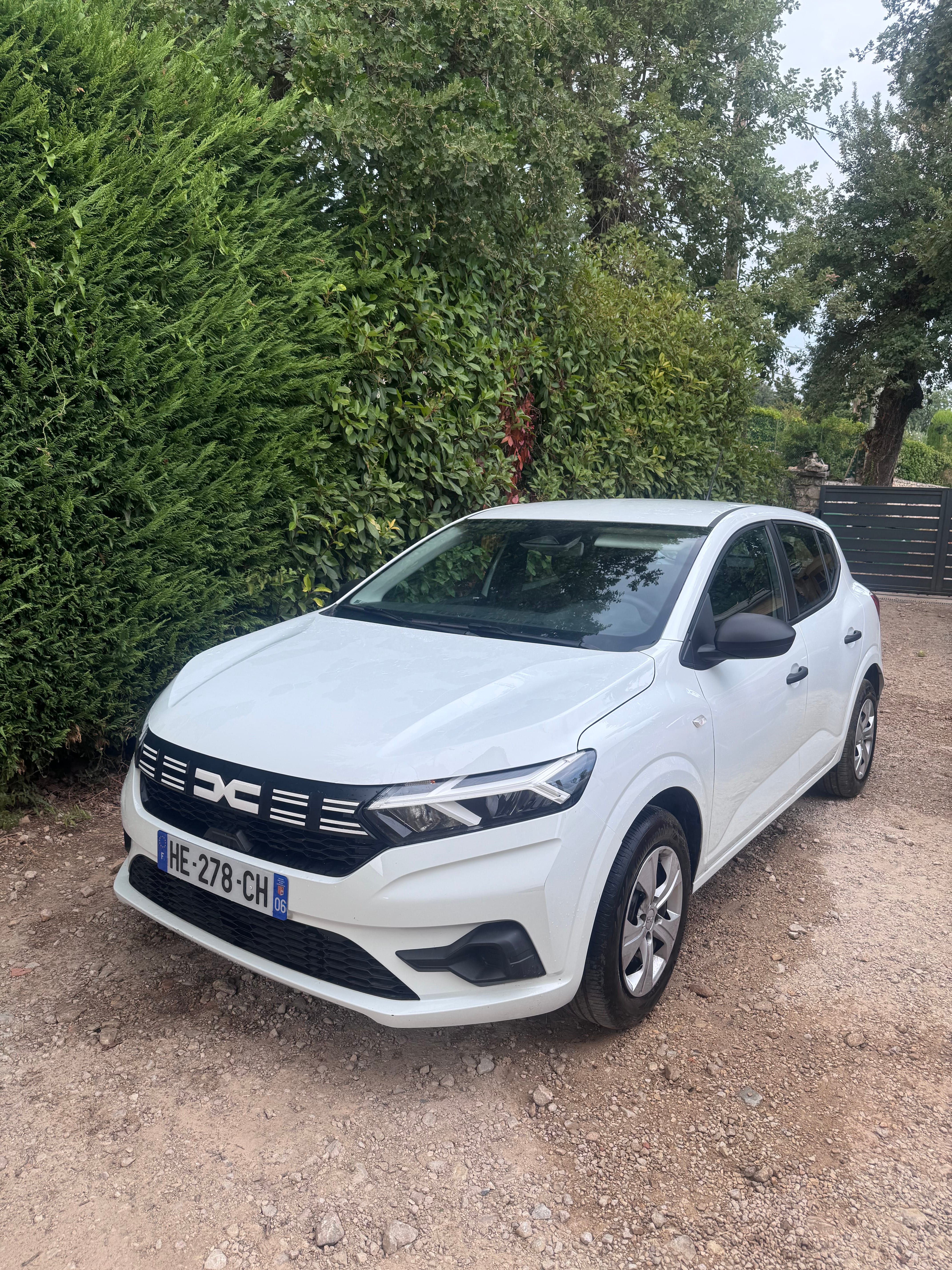 Dacia Sandero, 2025, Essence 95