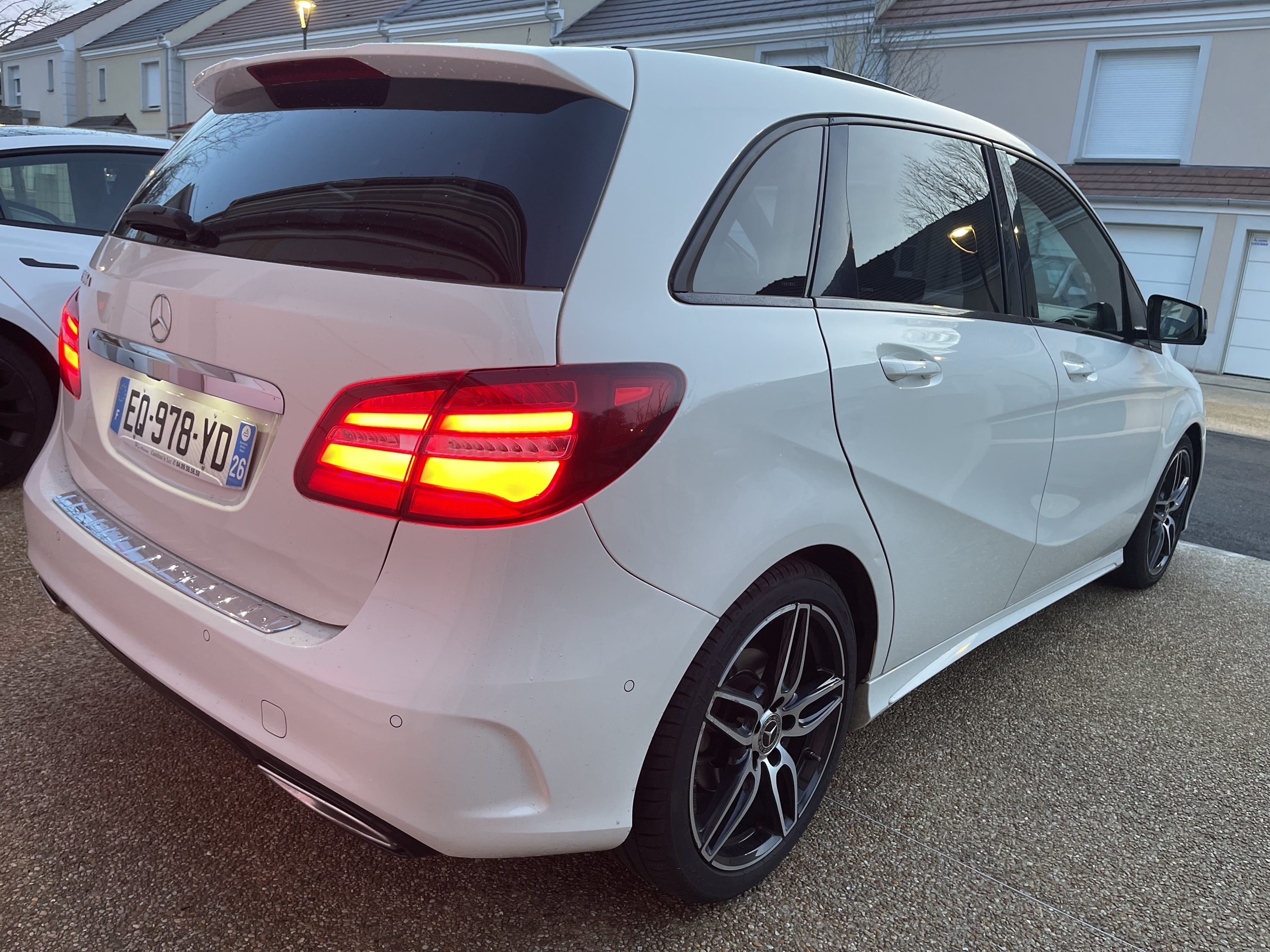 Mercedes-Benz Classe B avec Climatisation