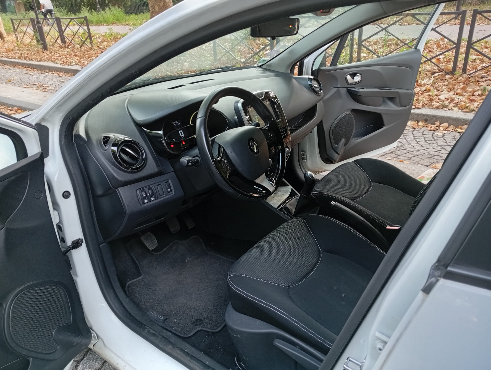 Renault Clio avec GPS