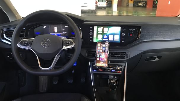 Volkswagen Polo TSI 95cv Clim / GPS / Camera / Carplay / Android / Regulateur avec Entrée audio / iPod