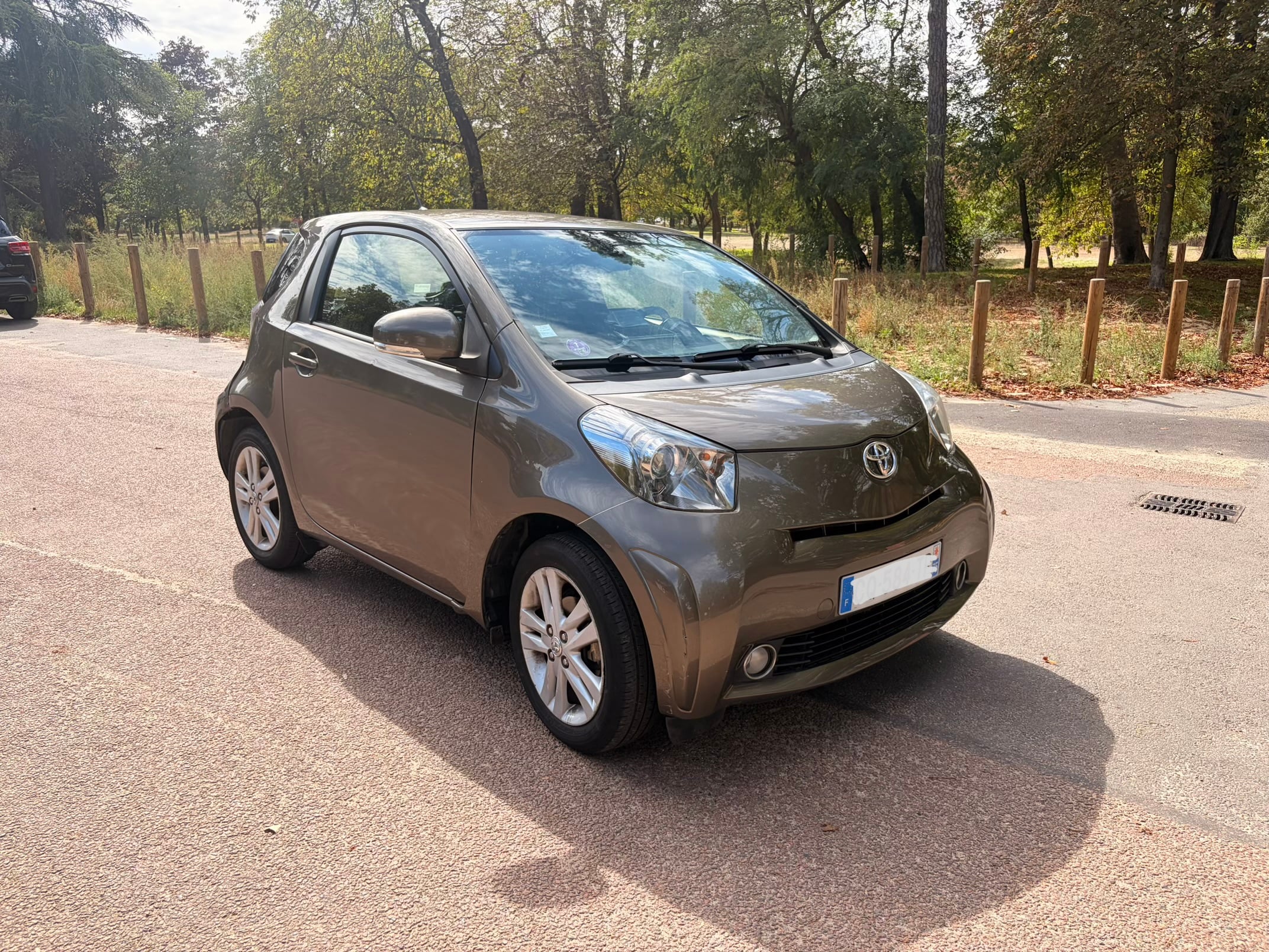 Toyota Iq 1,3L avec Apple CarPlay