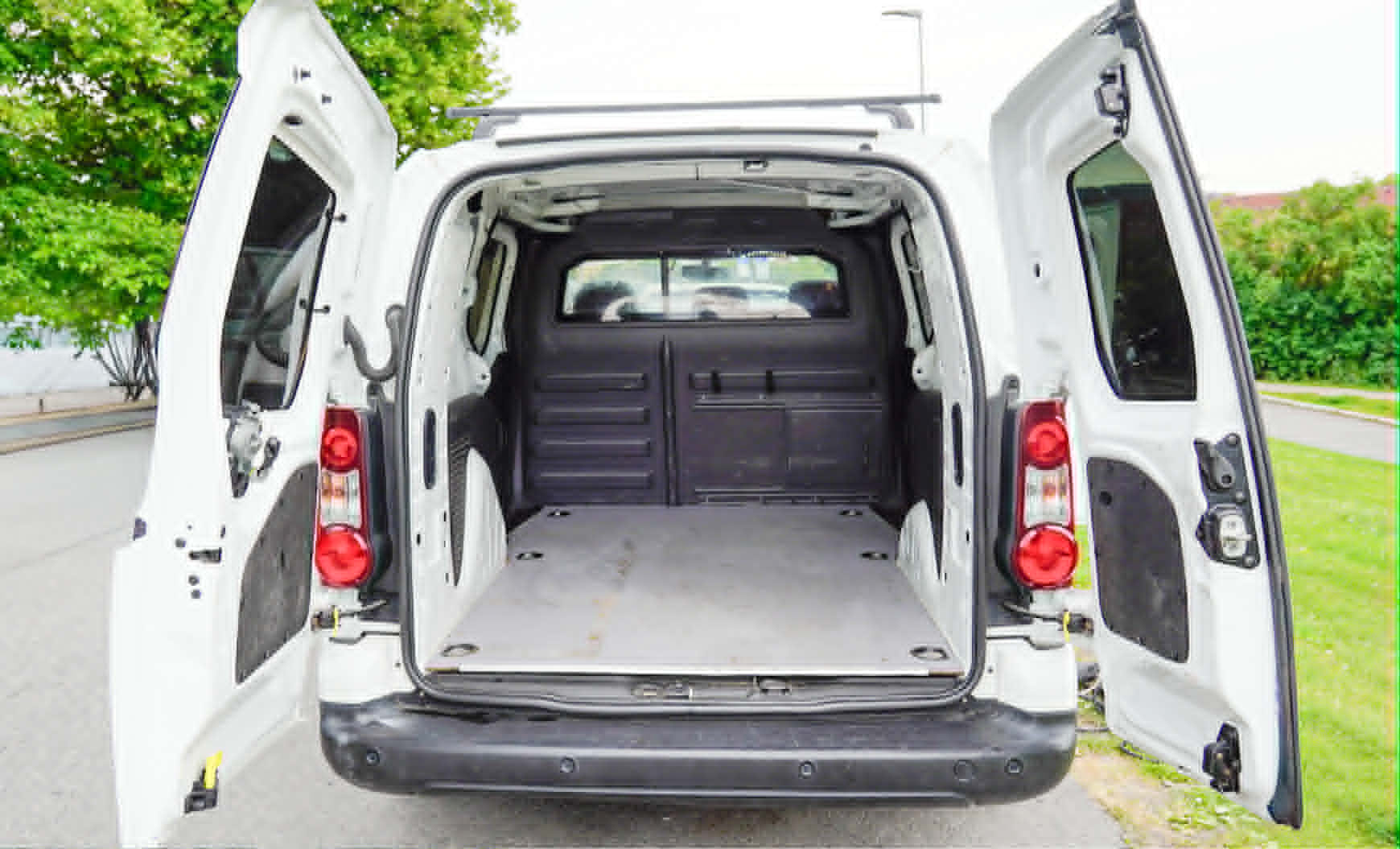 Peugeot Partner Varebil con Cámara de marcha atrás