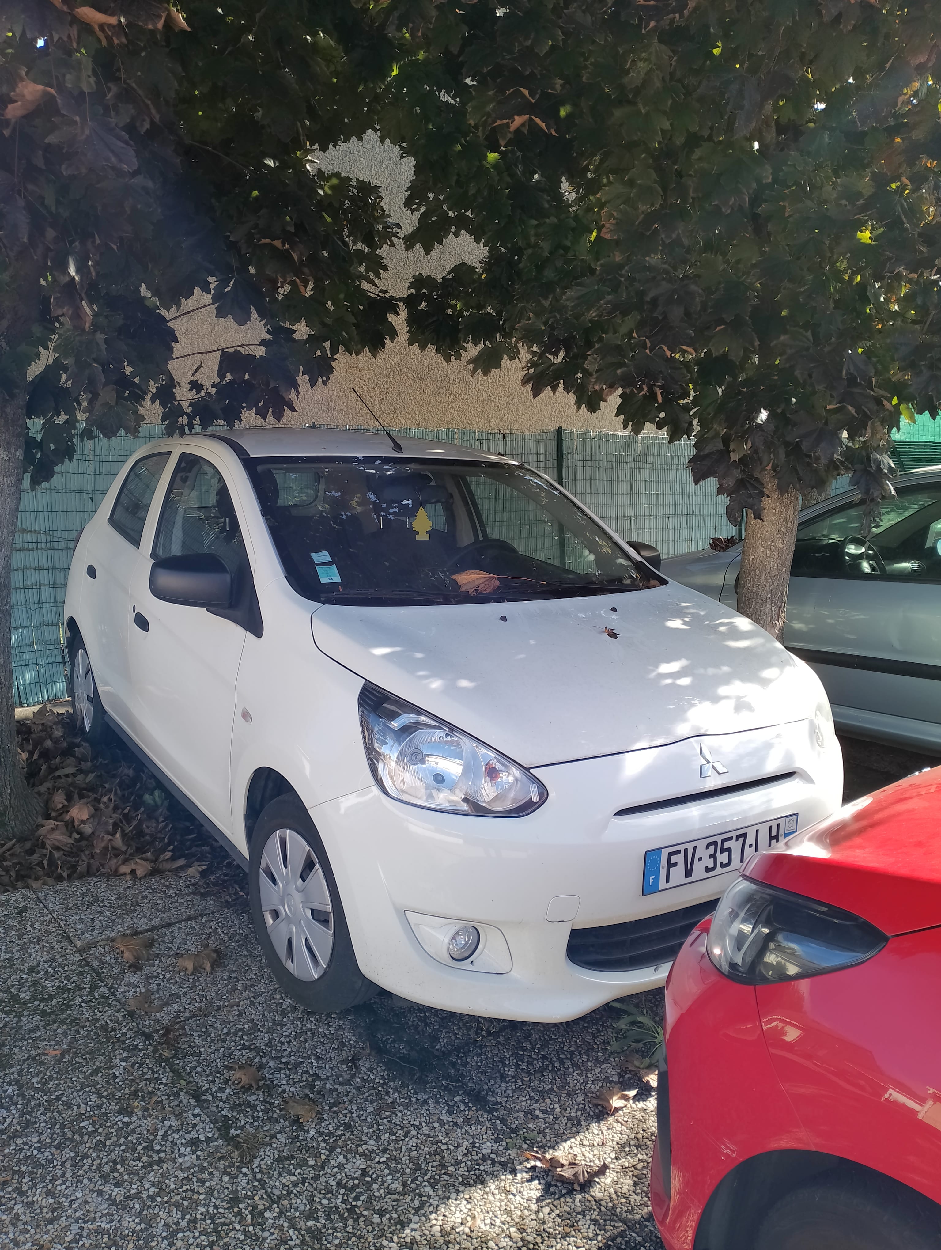 Mitsubishi Space Star, 2014, Essence 95