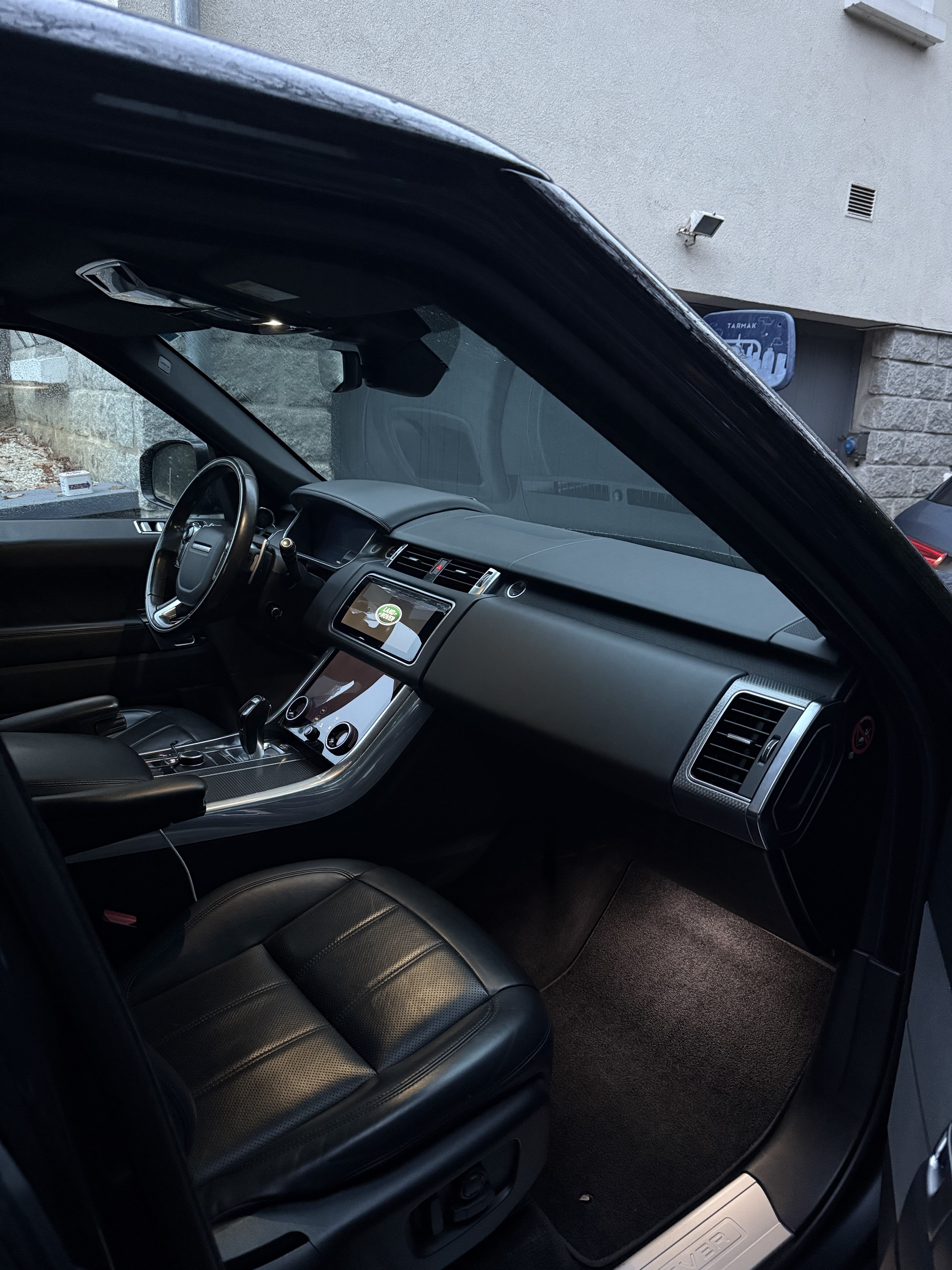 Land-Rover Range Rover Sport avec GPS