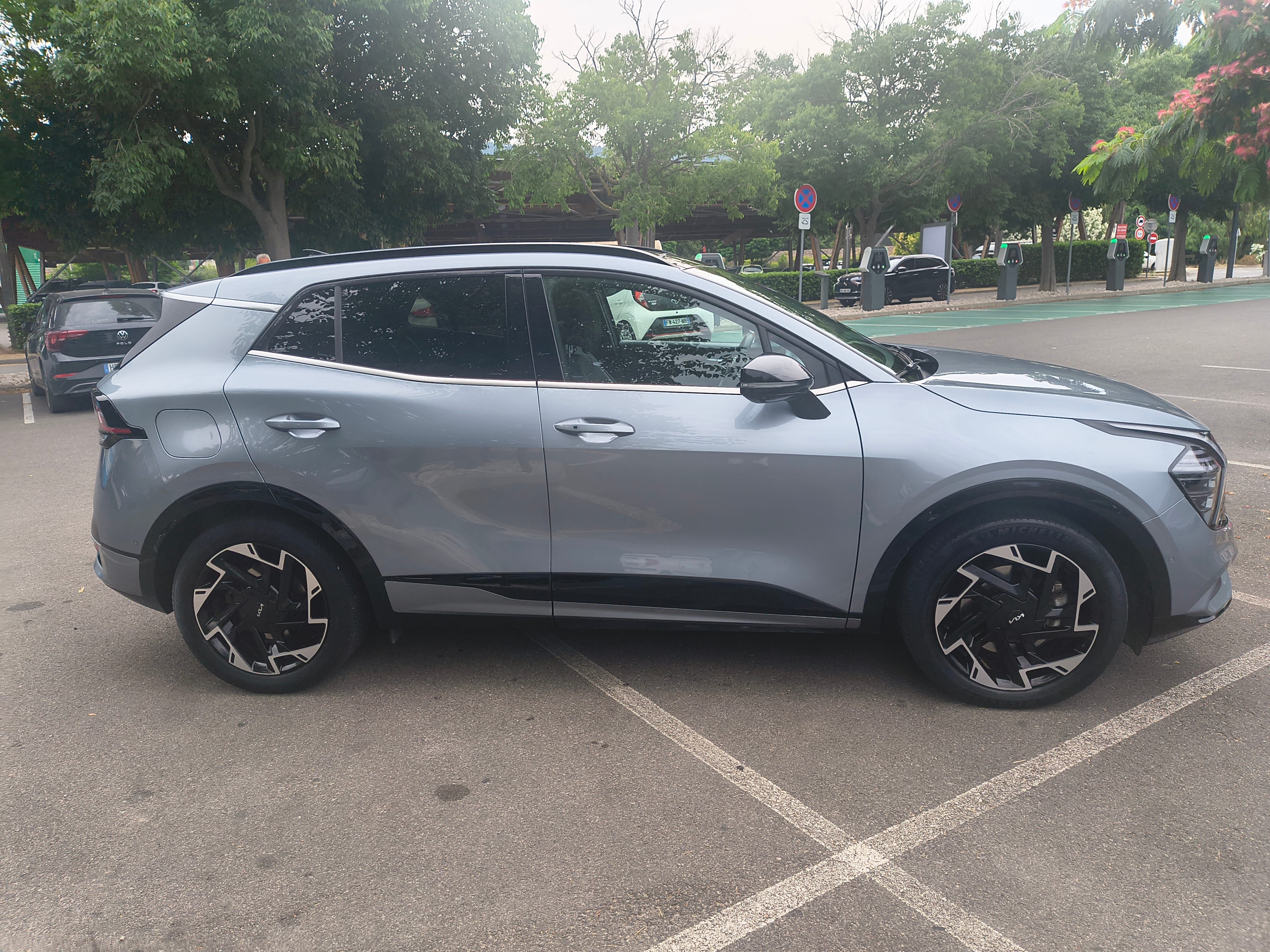 Kia Sportage Hybride, 2023, Essence 95 / Électrique (hybride), automatique