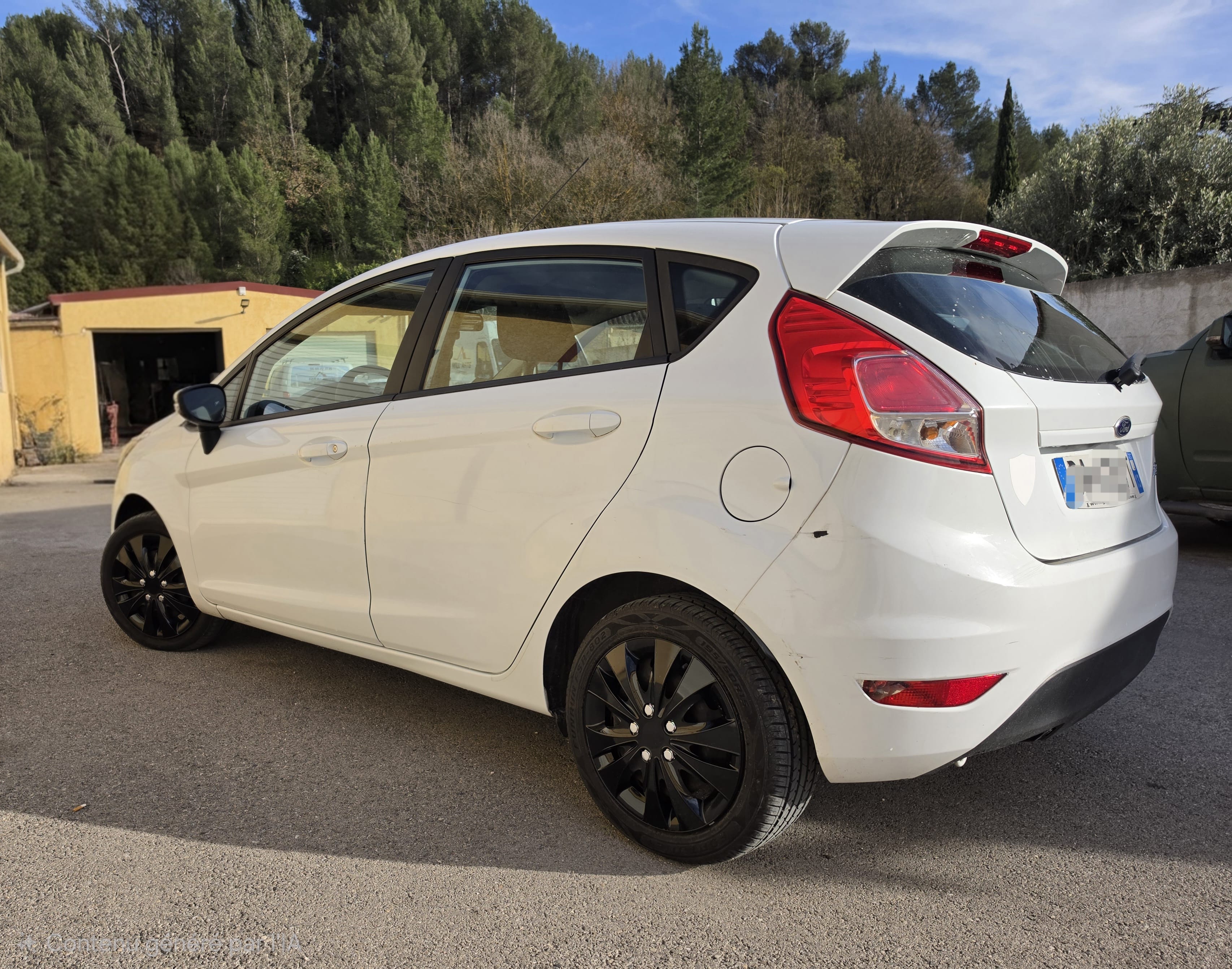 Ford Fiesta 1.2 82cv avec Autoradio