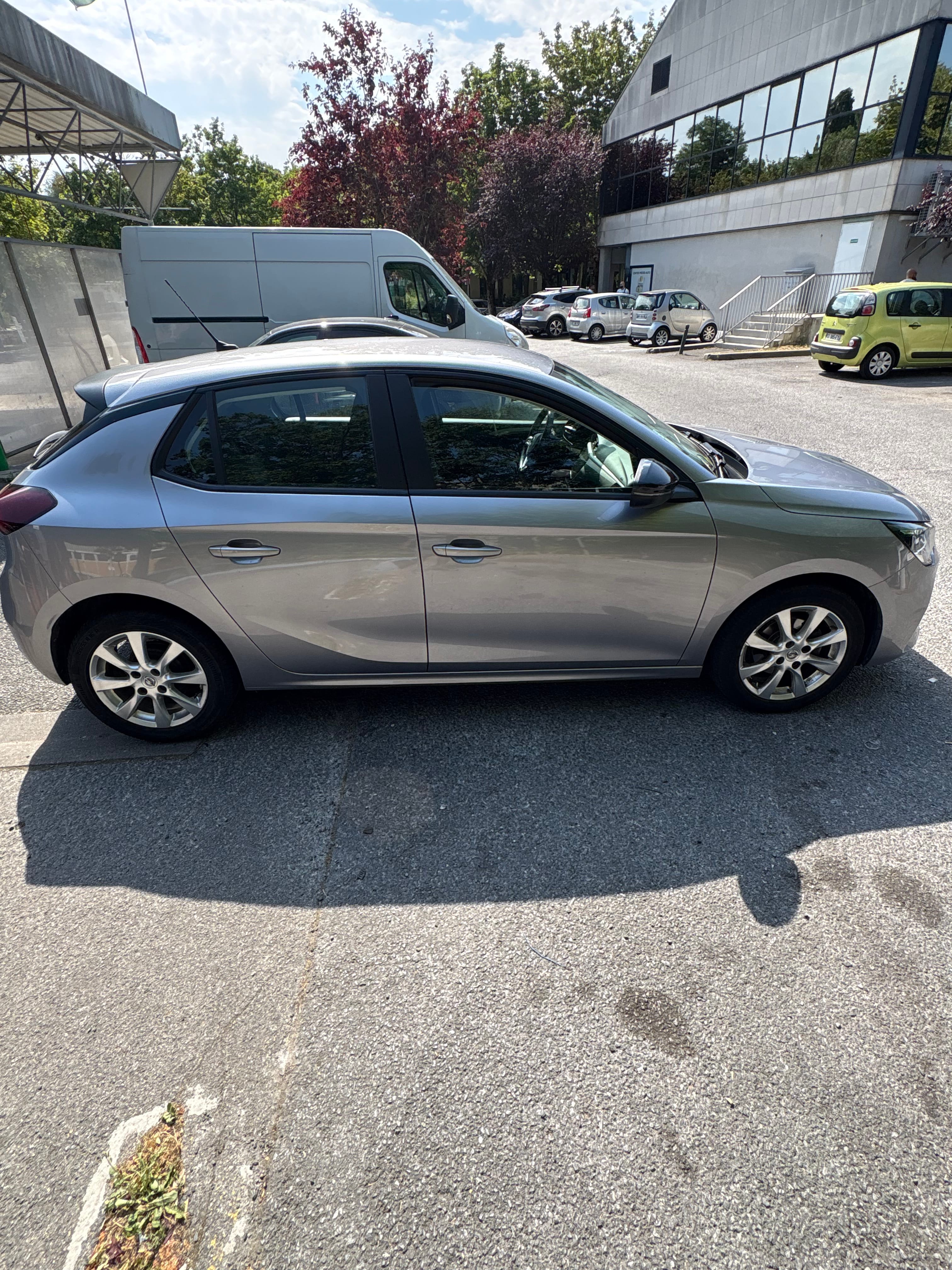Opel Corsa avec Régulateur de vitesse