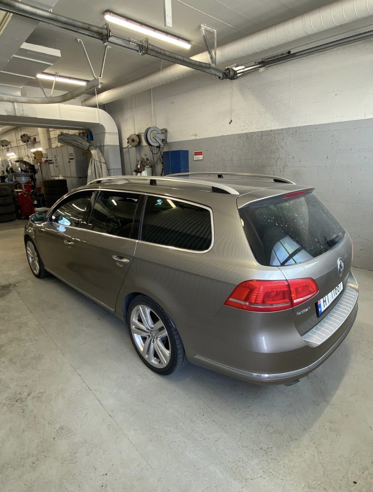 Volkswagen Passat with Air conditioning