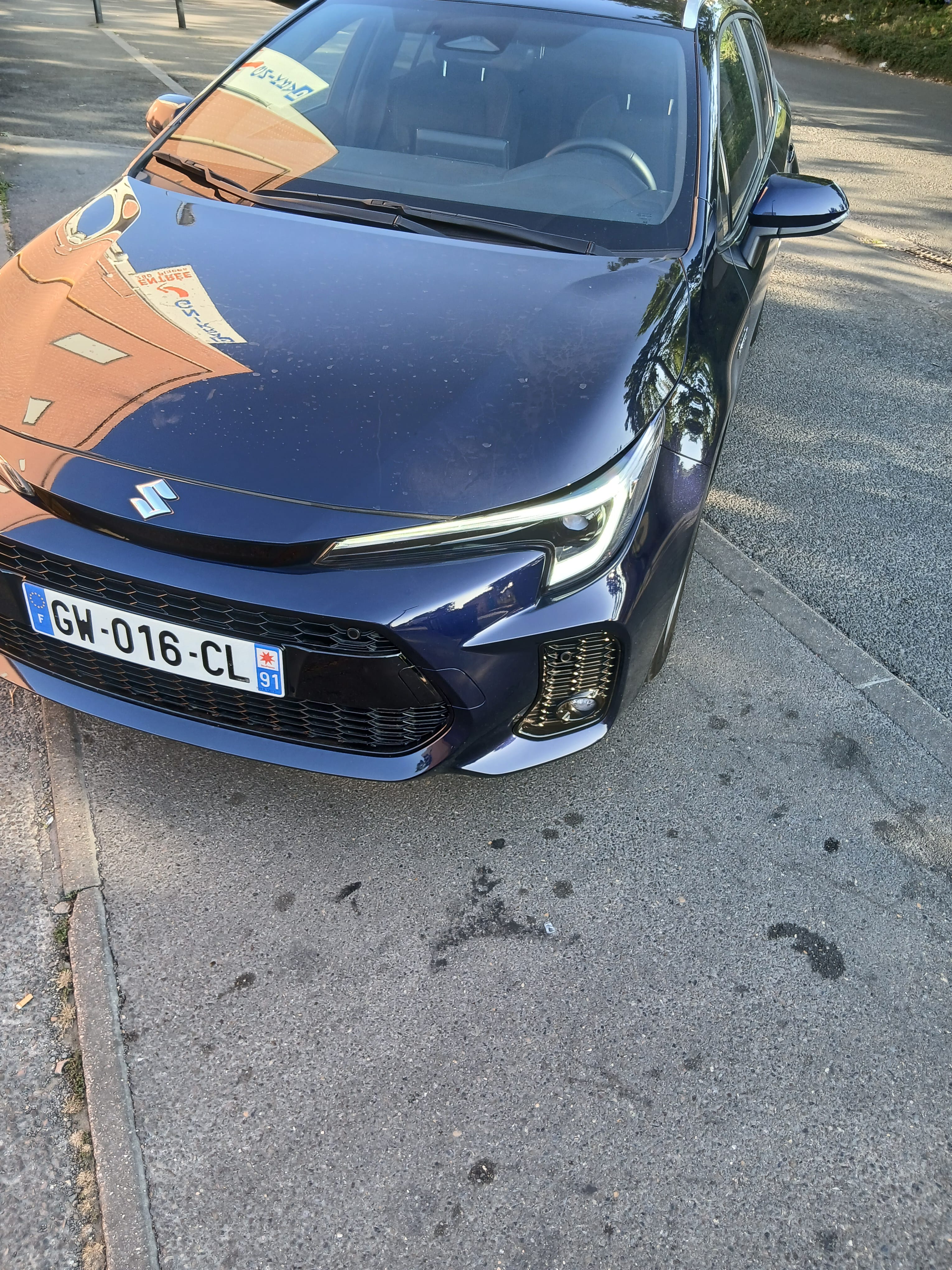 Suzuki Swace avec Audio Bluetooth