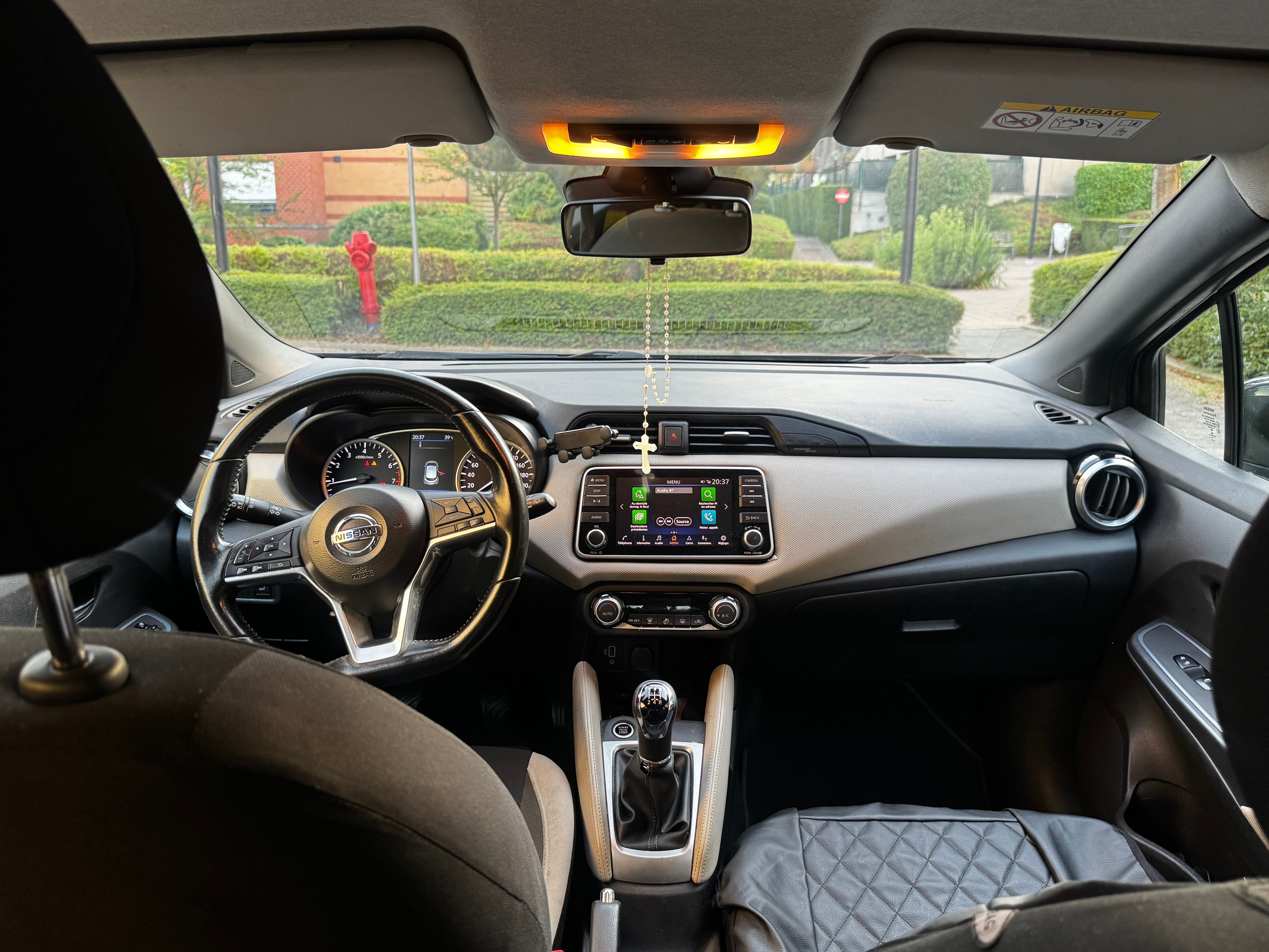 Nissan Micra avec Caméra de recul