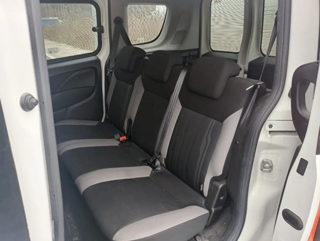 Fiat Doblo Cargo con Portaequipajes