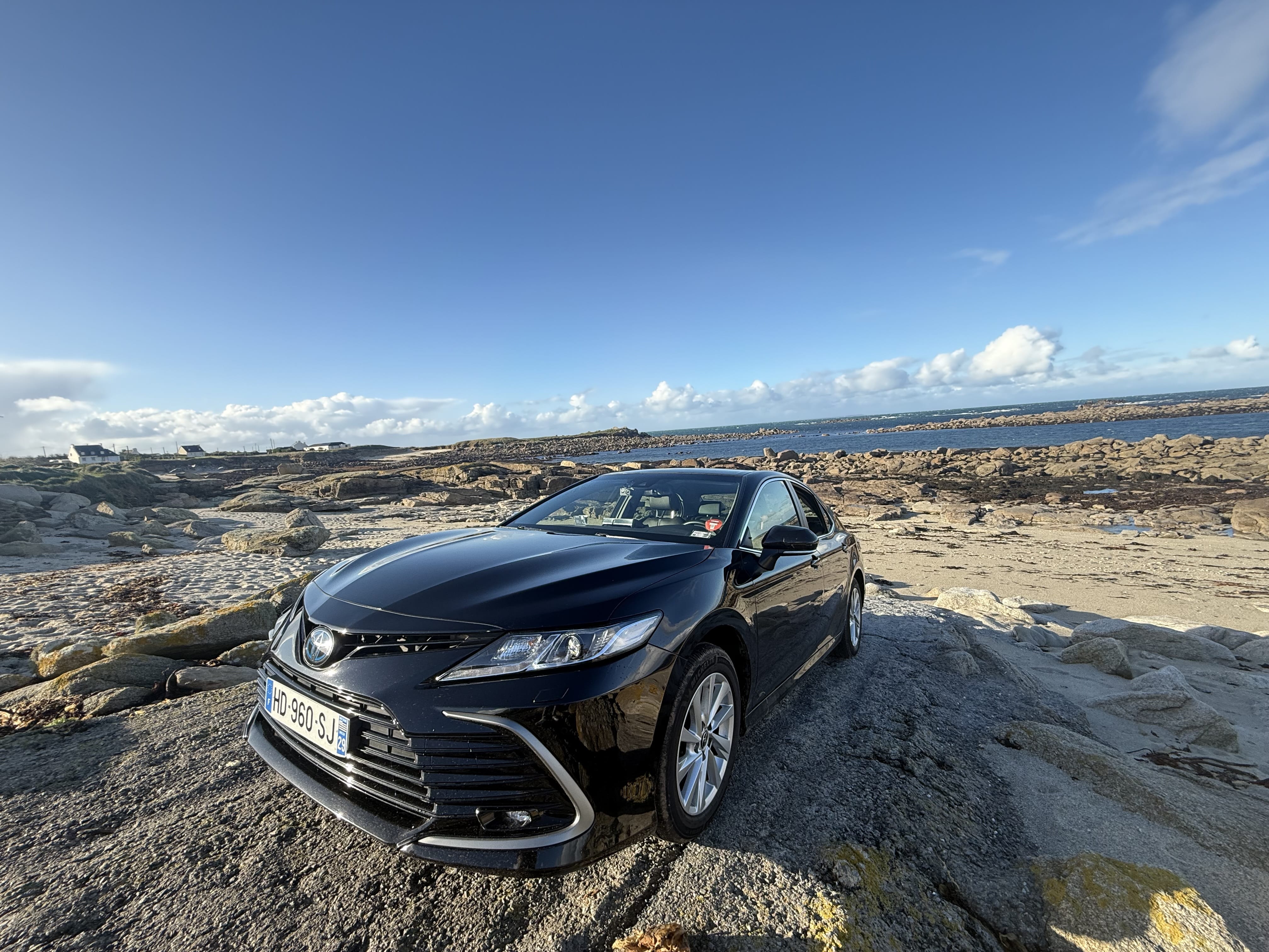 Toyota Camry Hybride avec Caméra de recul