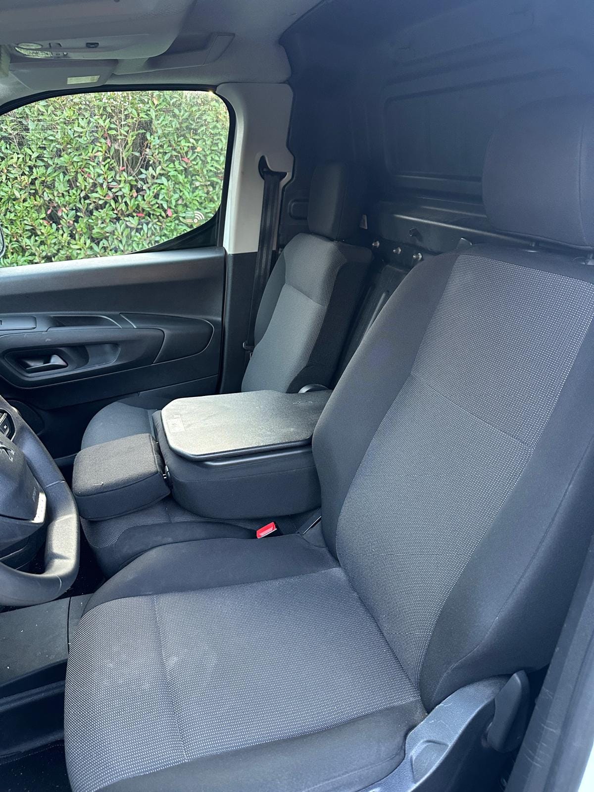 Peugeot Partner avec Apple CarPlay