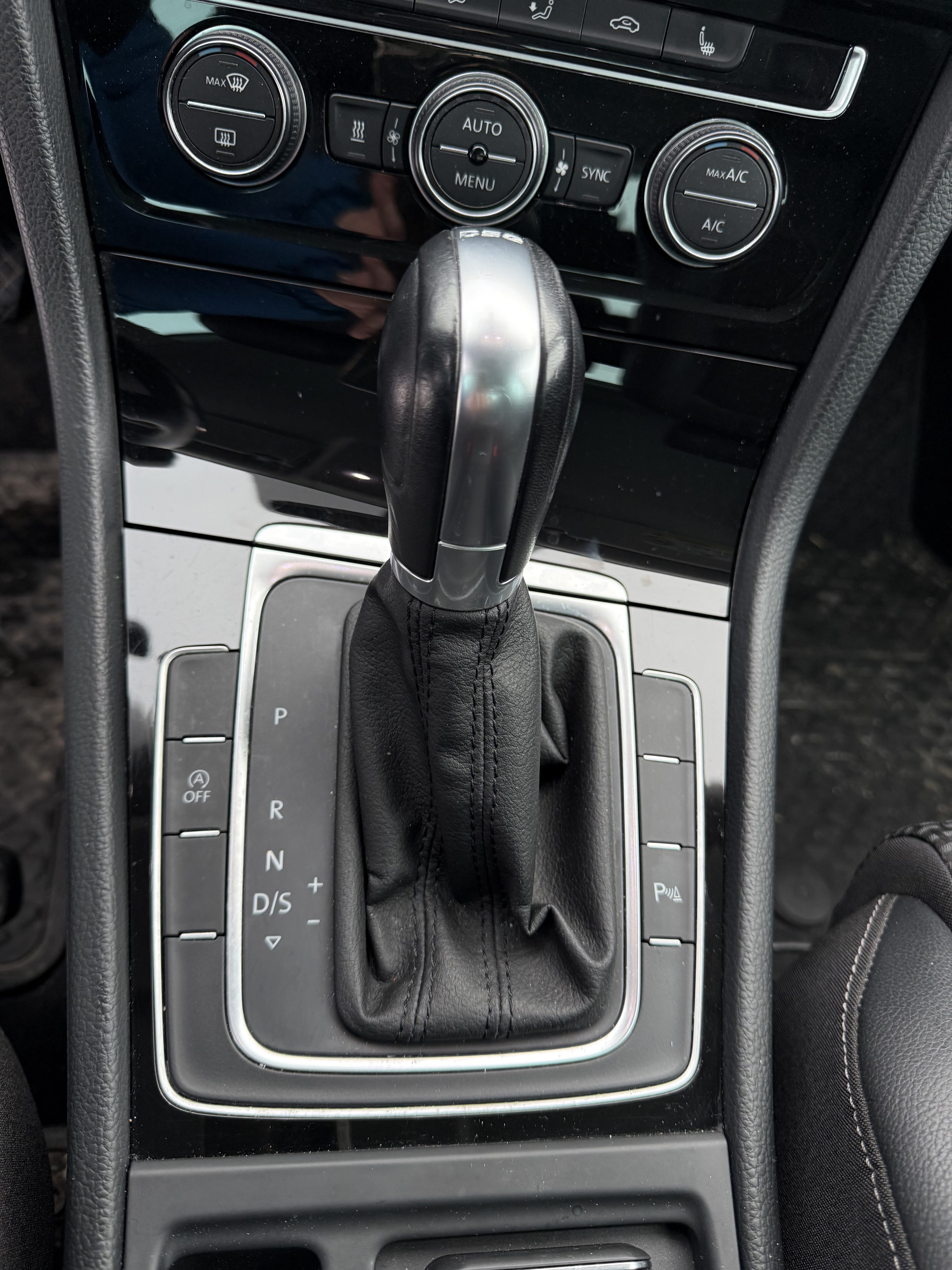 Volkswagen Golf TSI