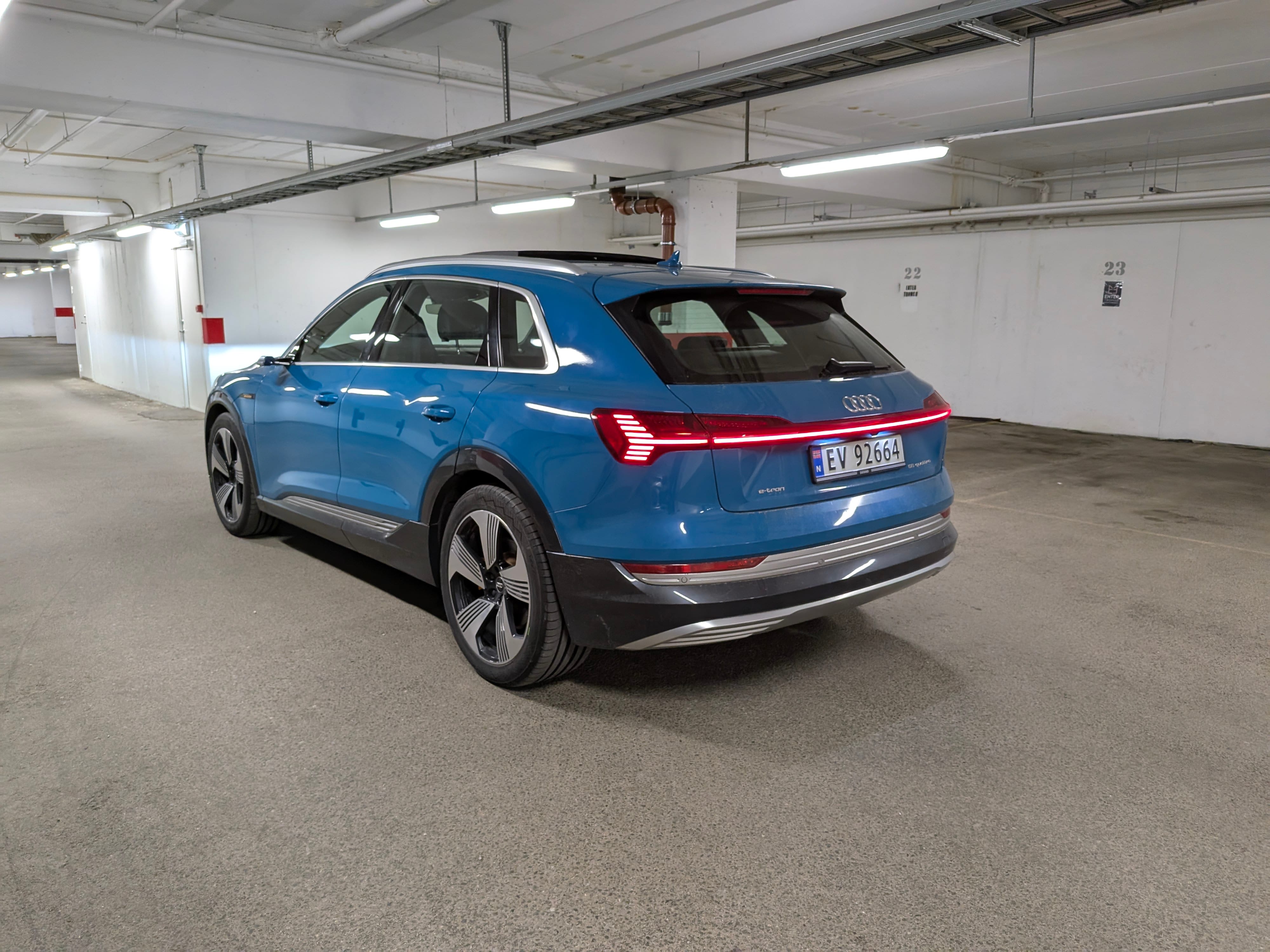 Audi e-tron Quattro Premium Edition One with Backup camera