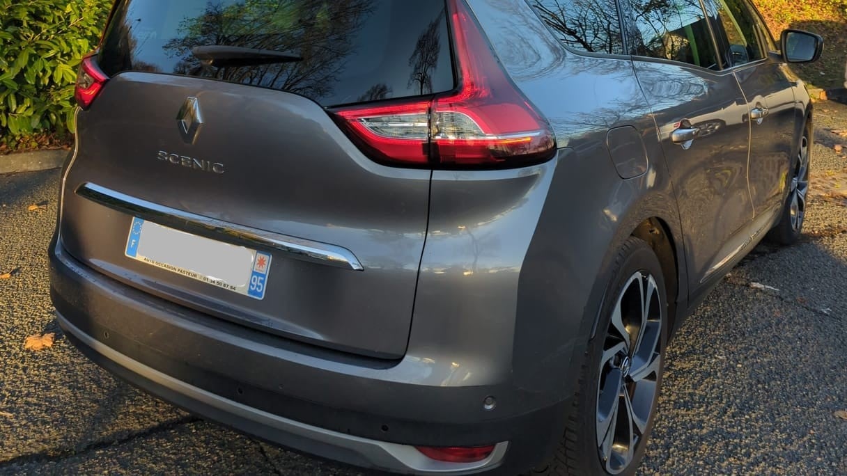 Renault Grand Scenic IV INTENS, 7 places 1.6l DCI 160 CH Boîte Auto EDC avec GPS