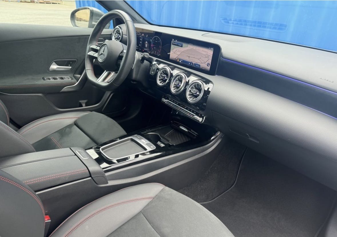 Mercedes-Benz Classe A 180 avec Régulateur de vitesse