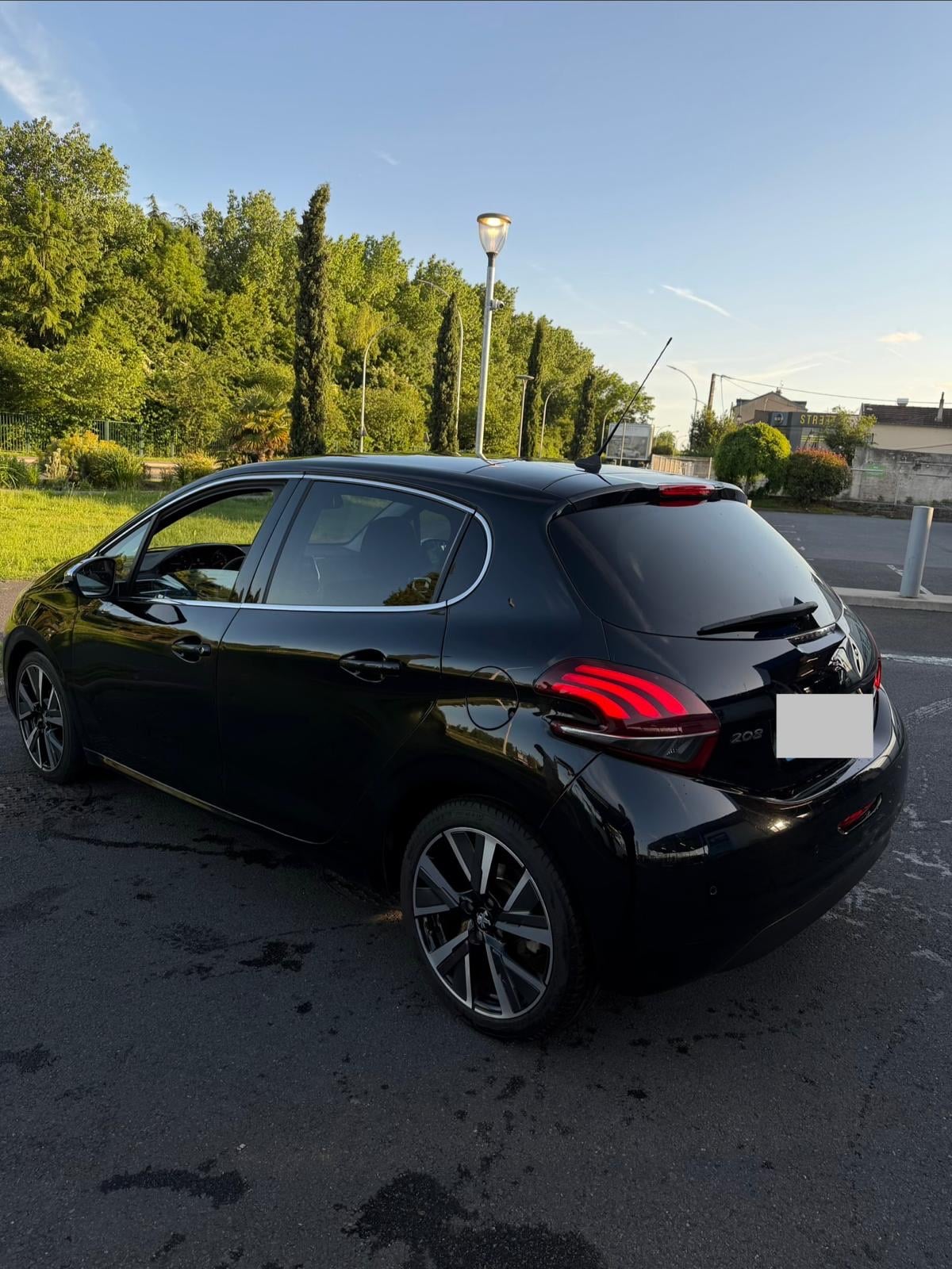 Peugeot 208, 2016, Diesel