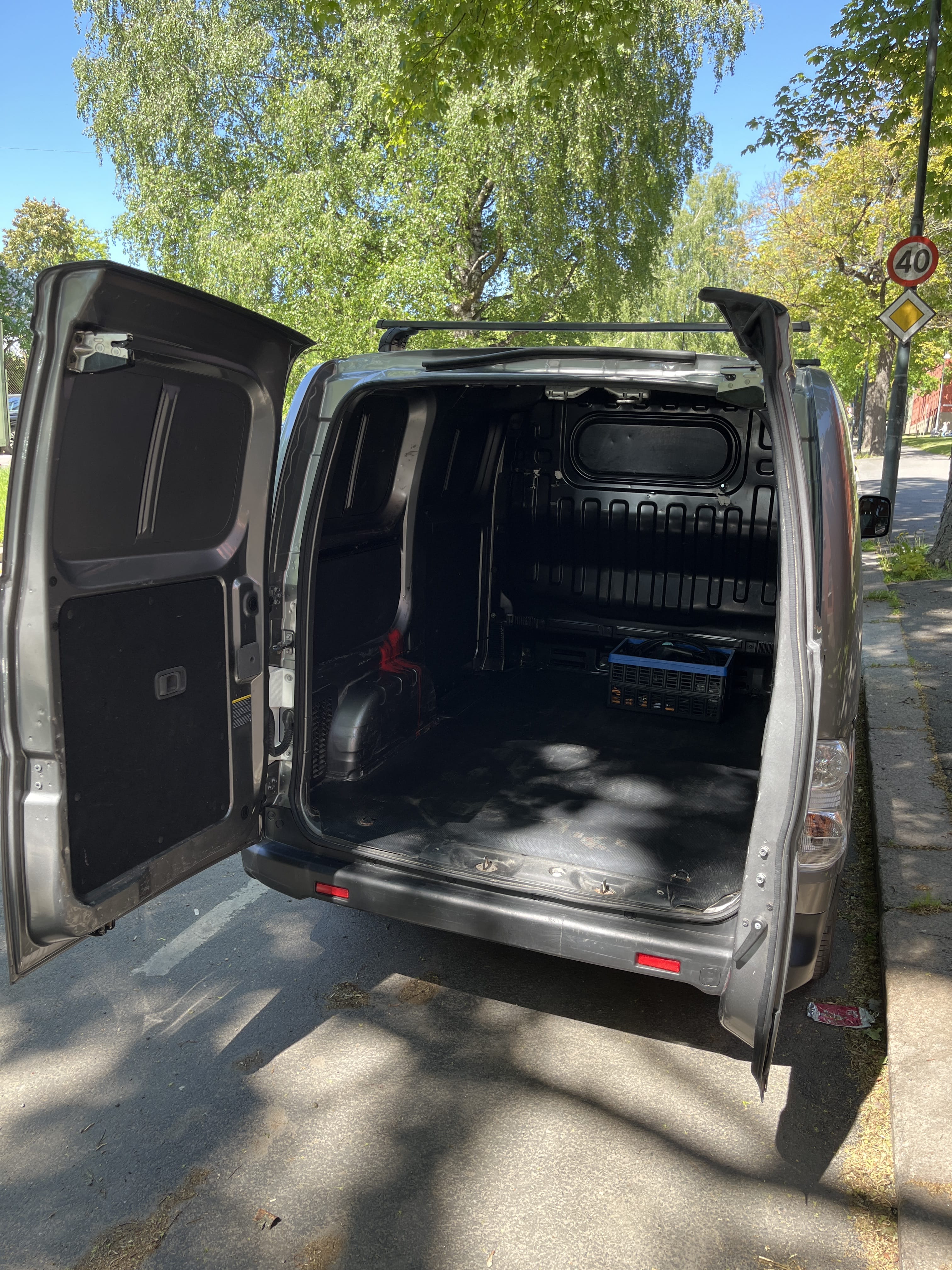Nissan e-NV200 Varebil 2 - 40kWh (200-230km rekkevidde).. med Aircondition
