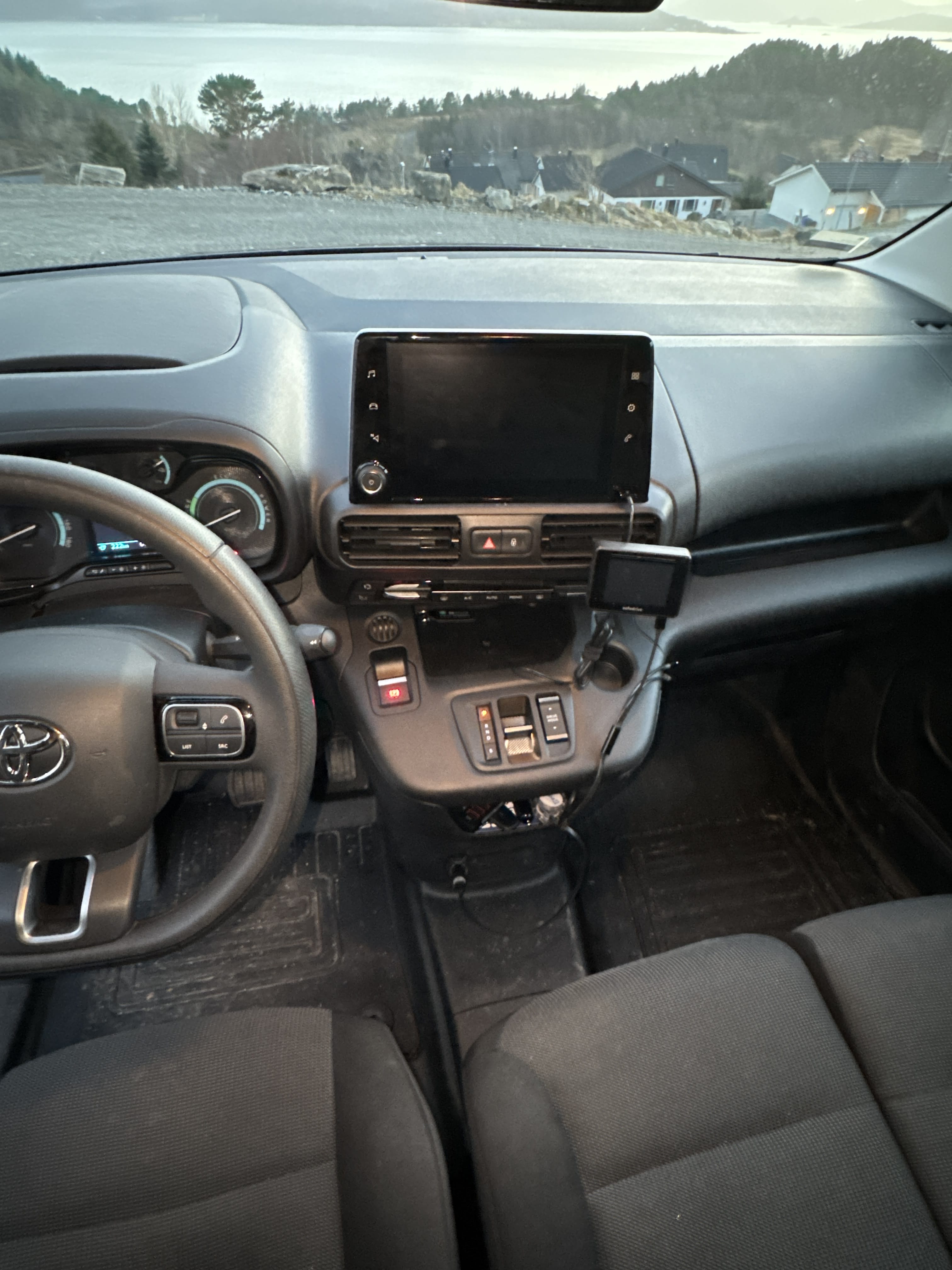 Toyota Proace City Electric med GPS