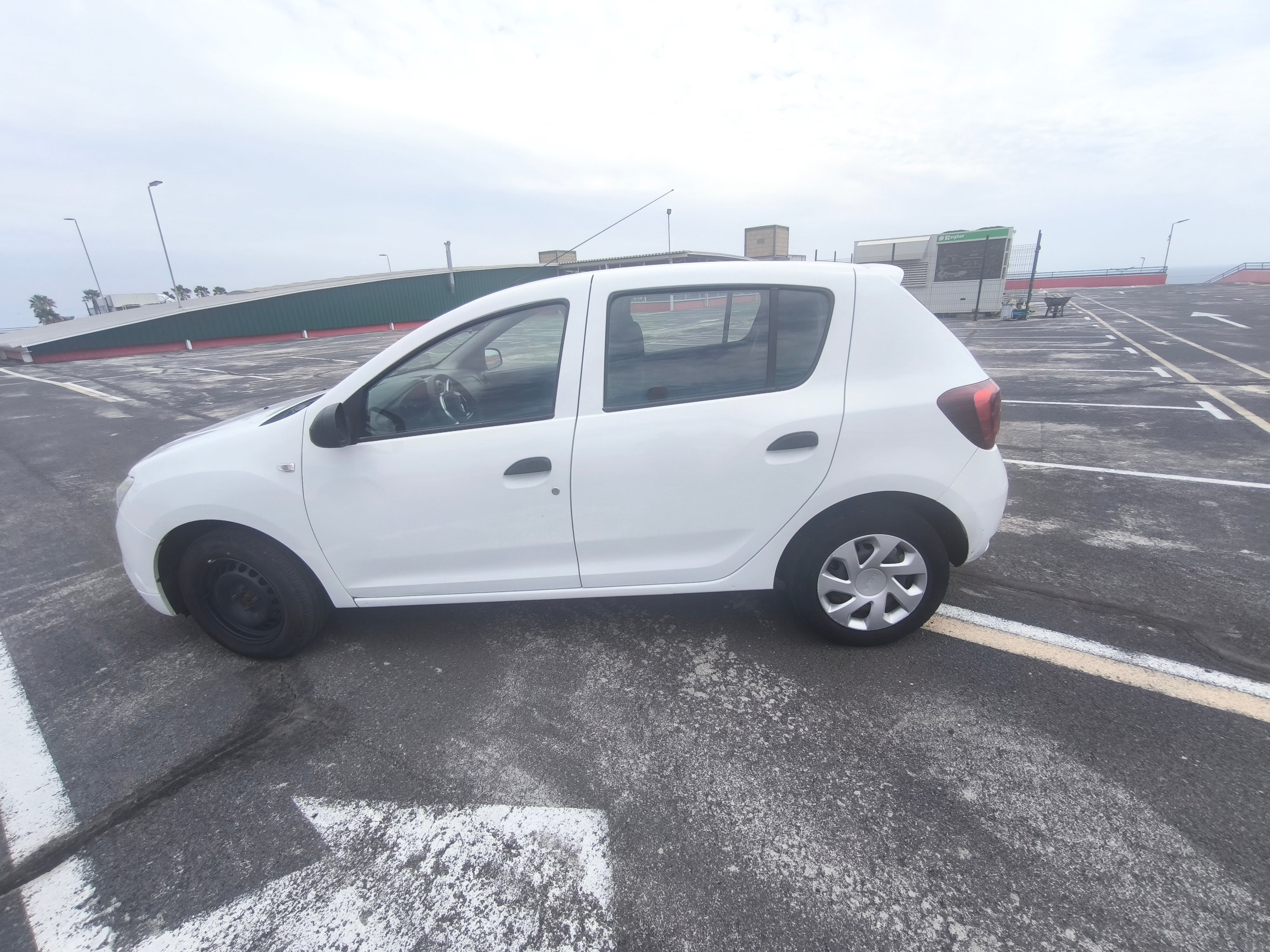 Dacia Sandero Essential mit Bluetooth-Audio