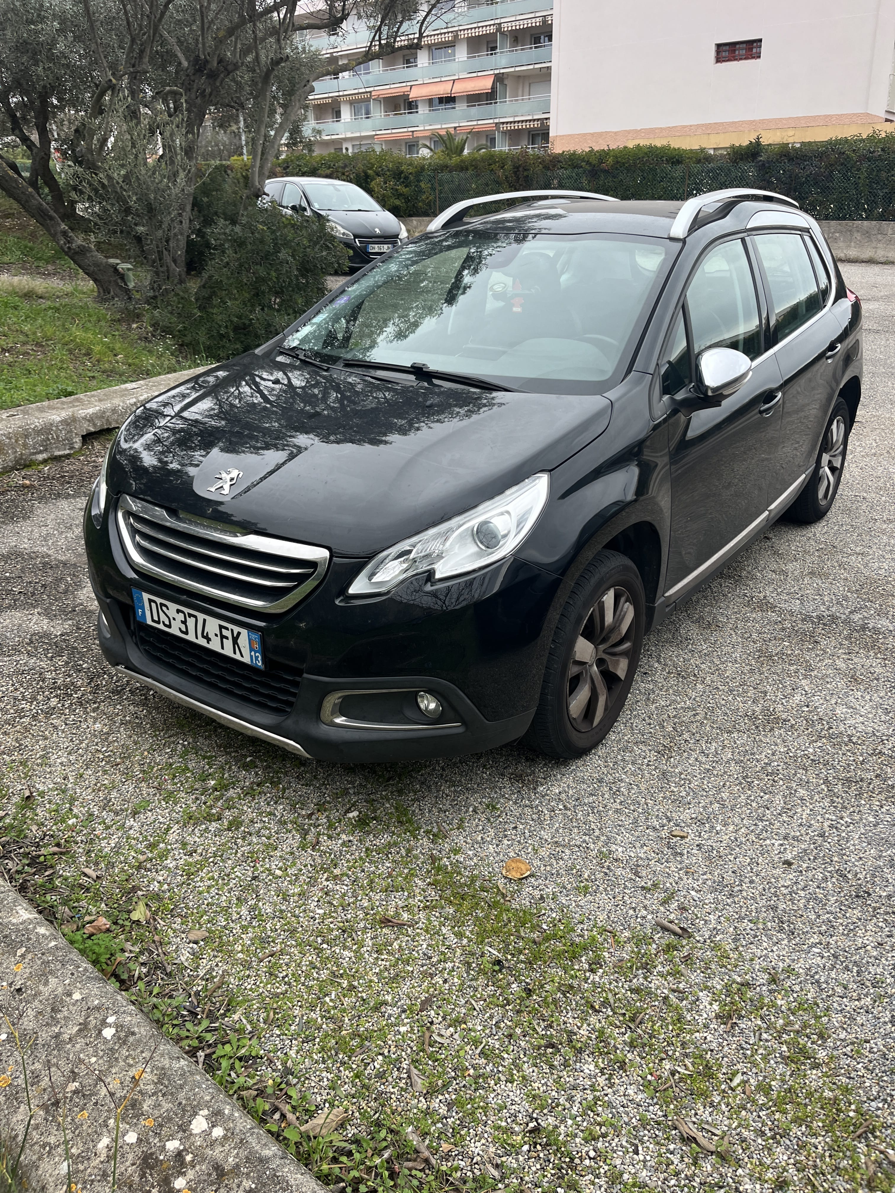 Peugeot 2008, 2015, Essence 95