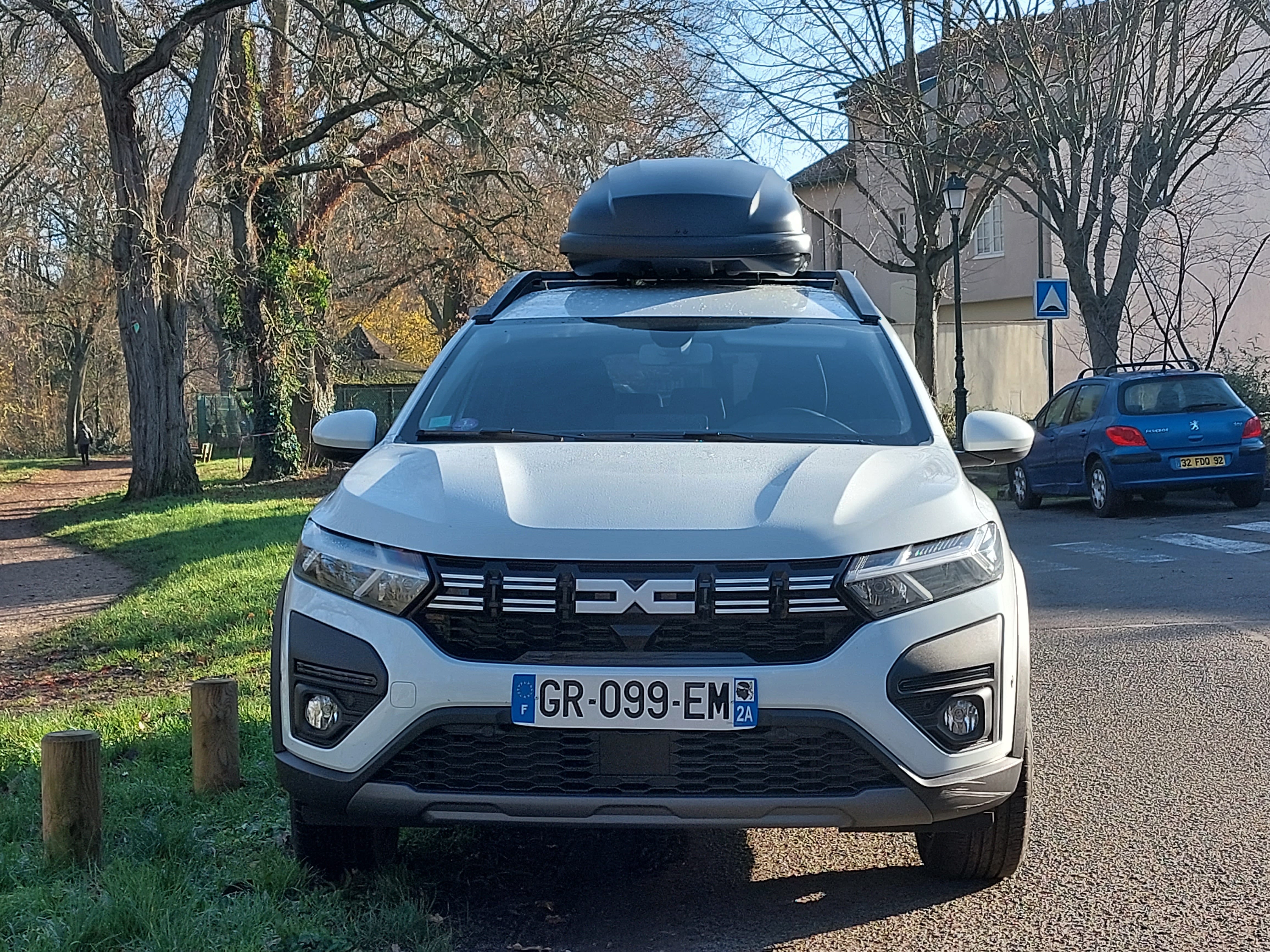 Dacia Jogger Hybride 7 places avec Entrée audio / iPod