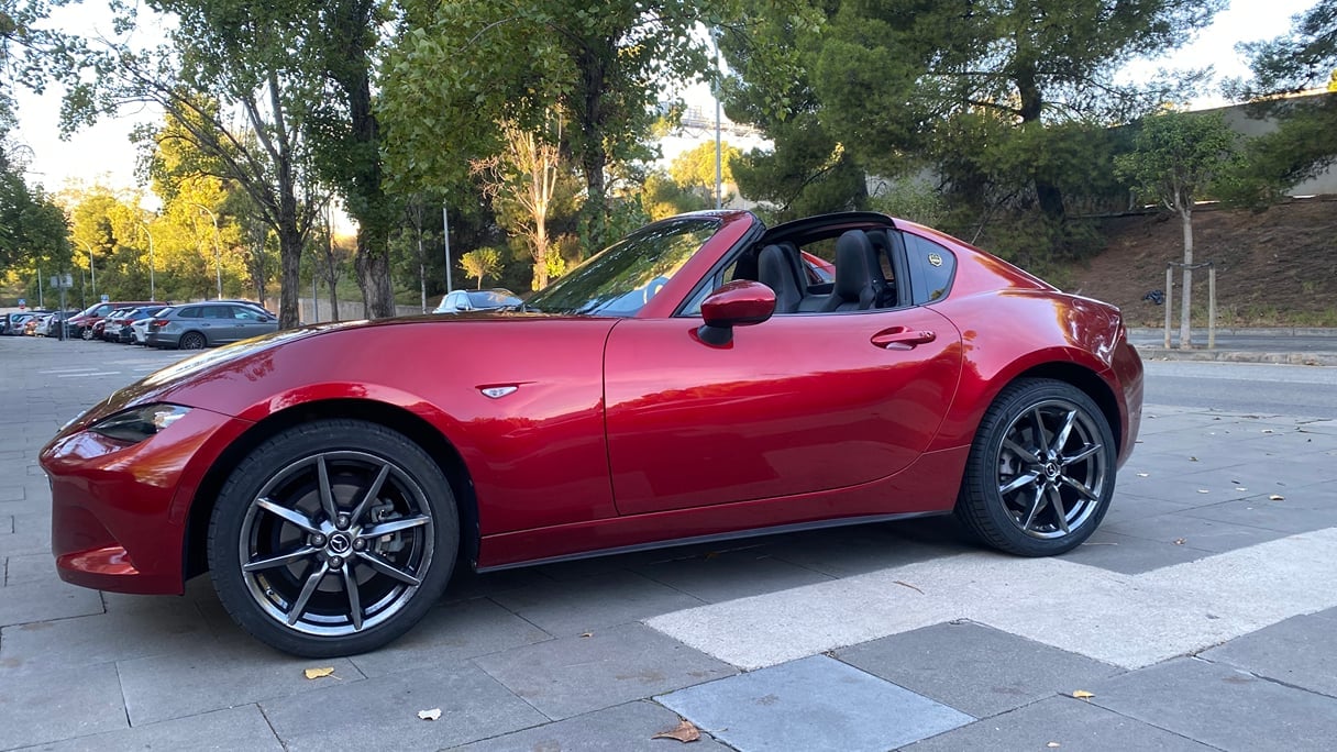 Mazda MX-5 Roadster con Audio Bluetooth