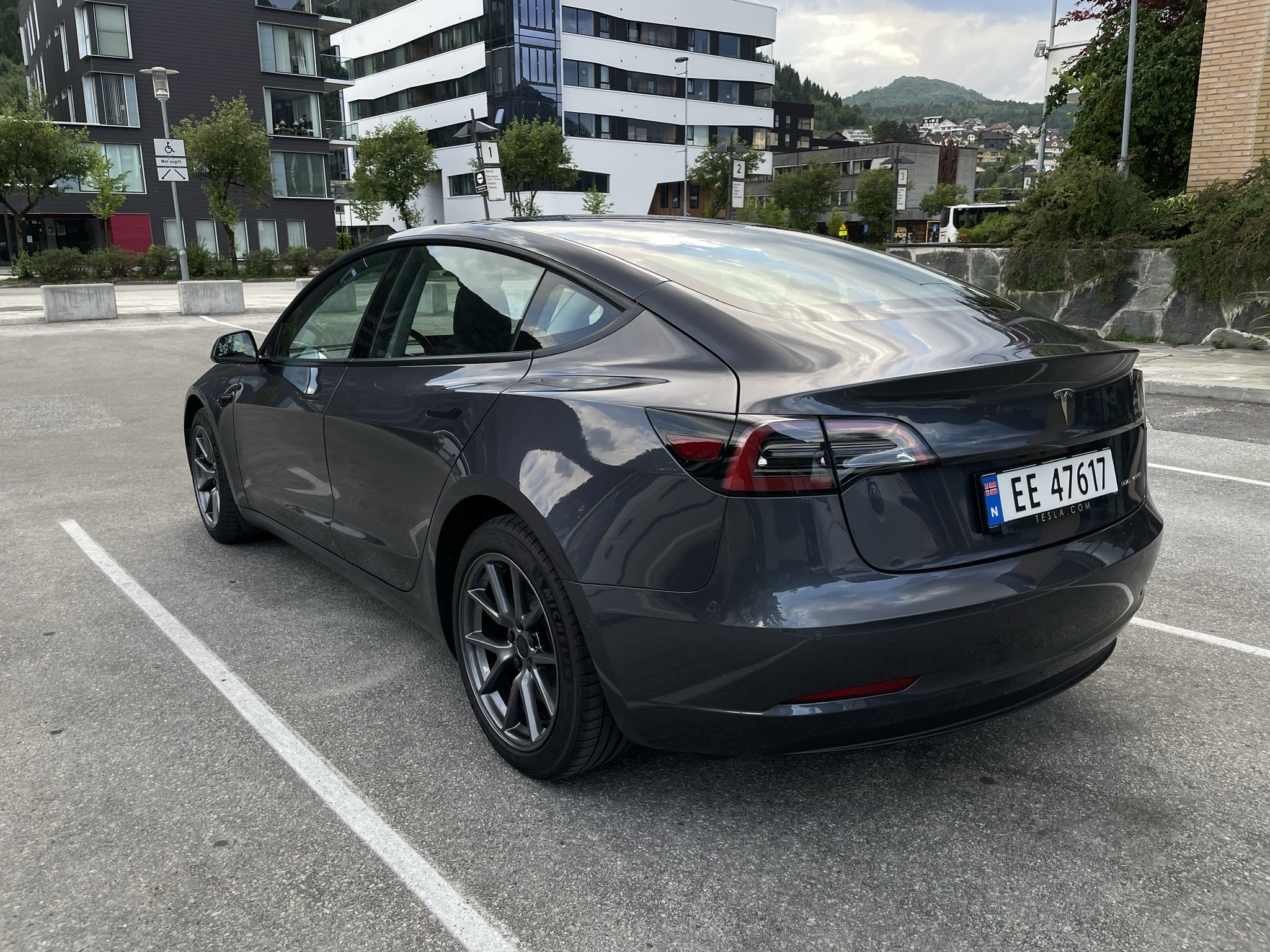 Tesla Model 3 Long Range med Aircondition