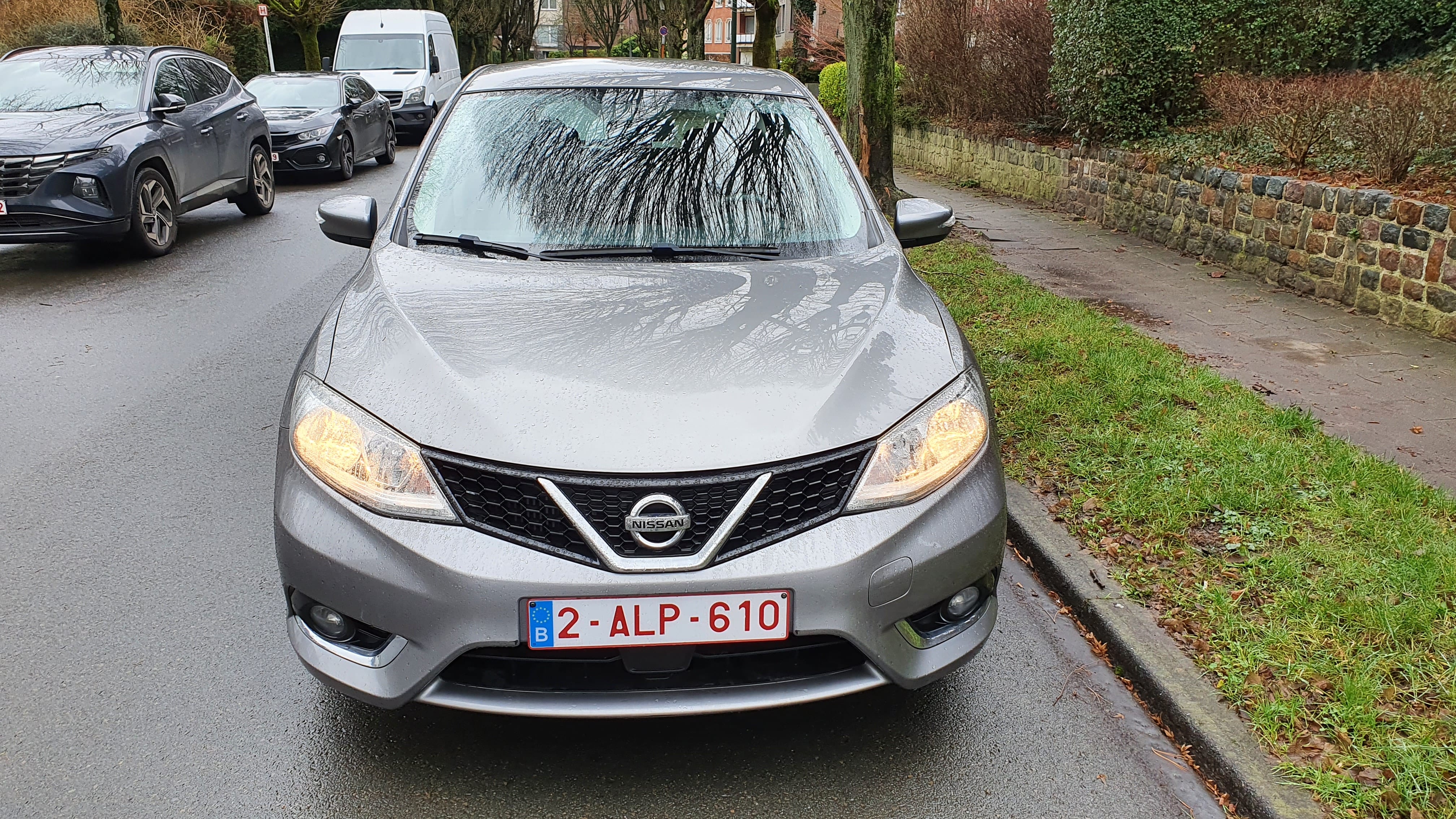 Nissan Pulsar 5 pl. 1.4 essence met Audio- / iPod-ingang
