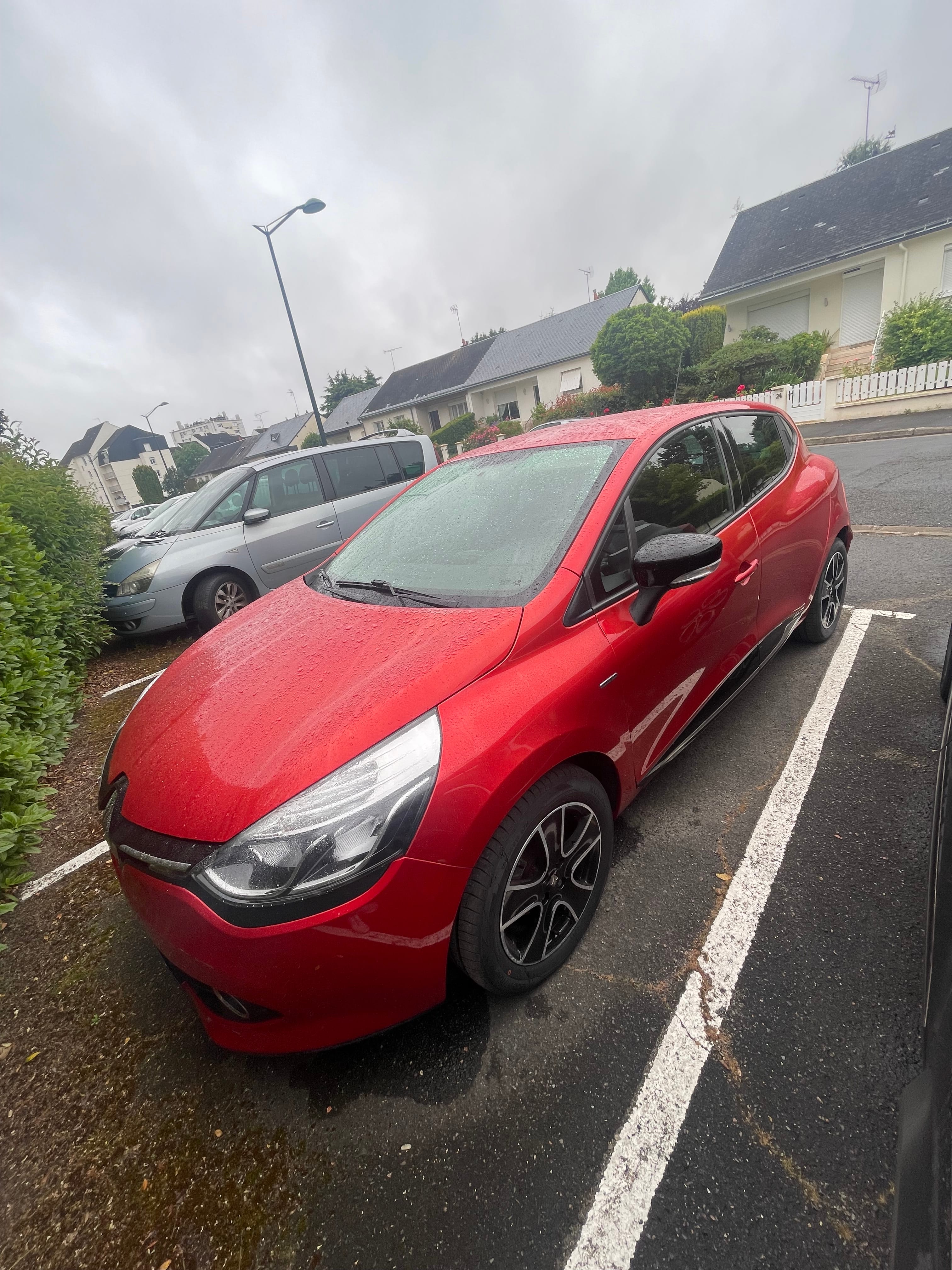 Renault Clio Limited 1.2 16V, 2015, Essence 95