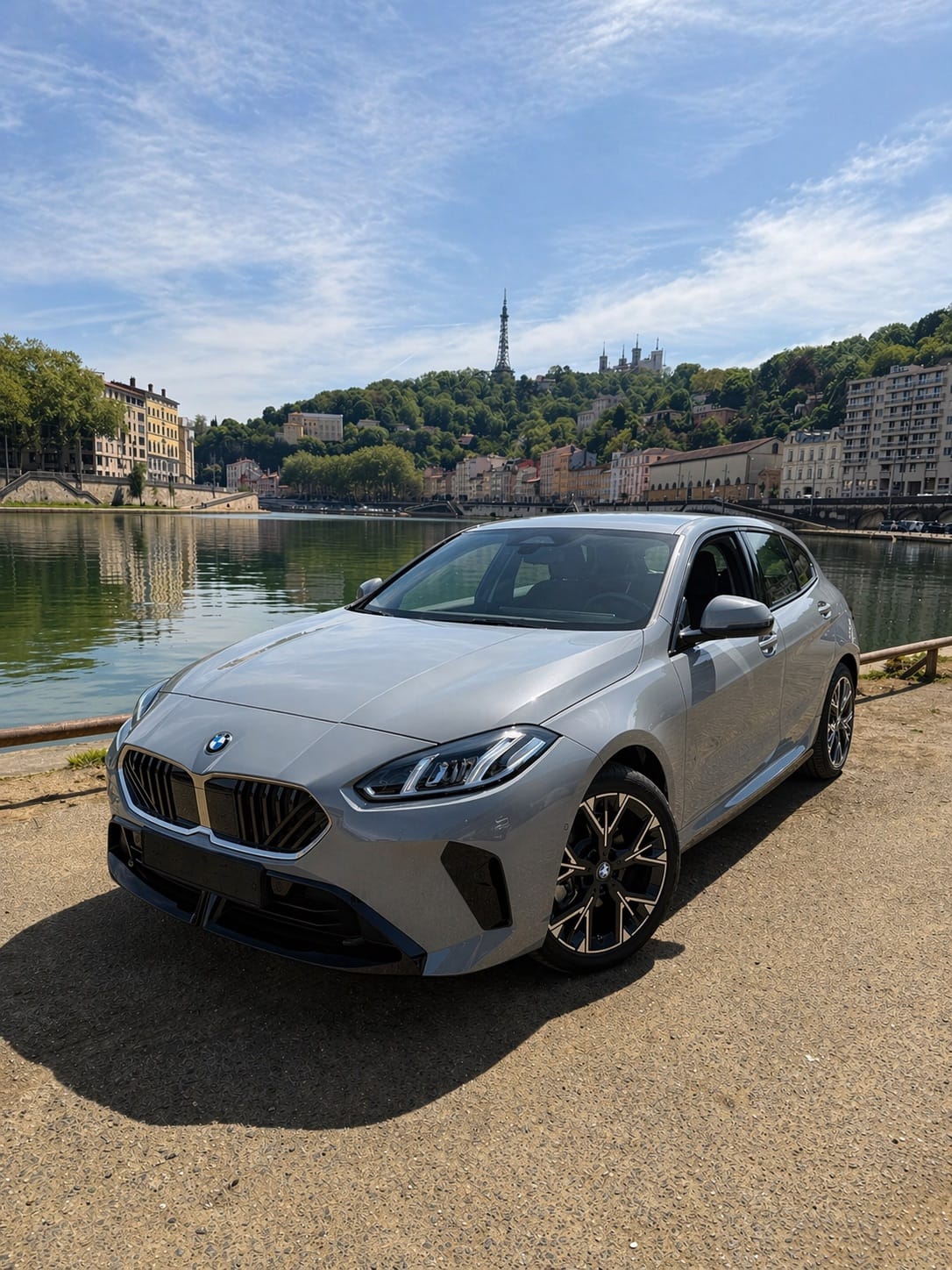 BMW Série 1, 2025, Essence 95, automatic
