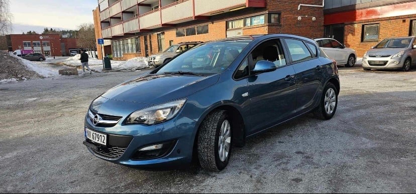Opel Astra, 2014, Blyfri 95