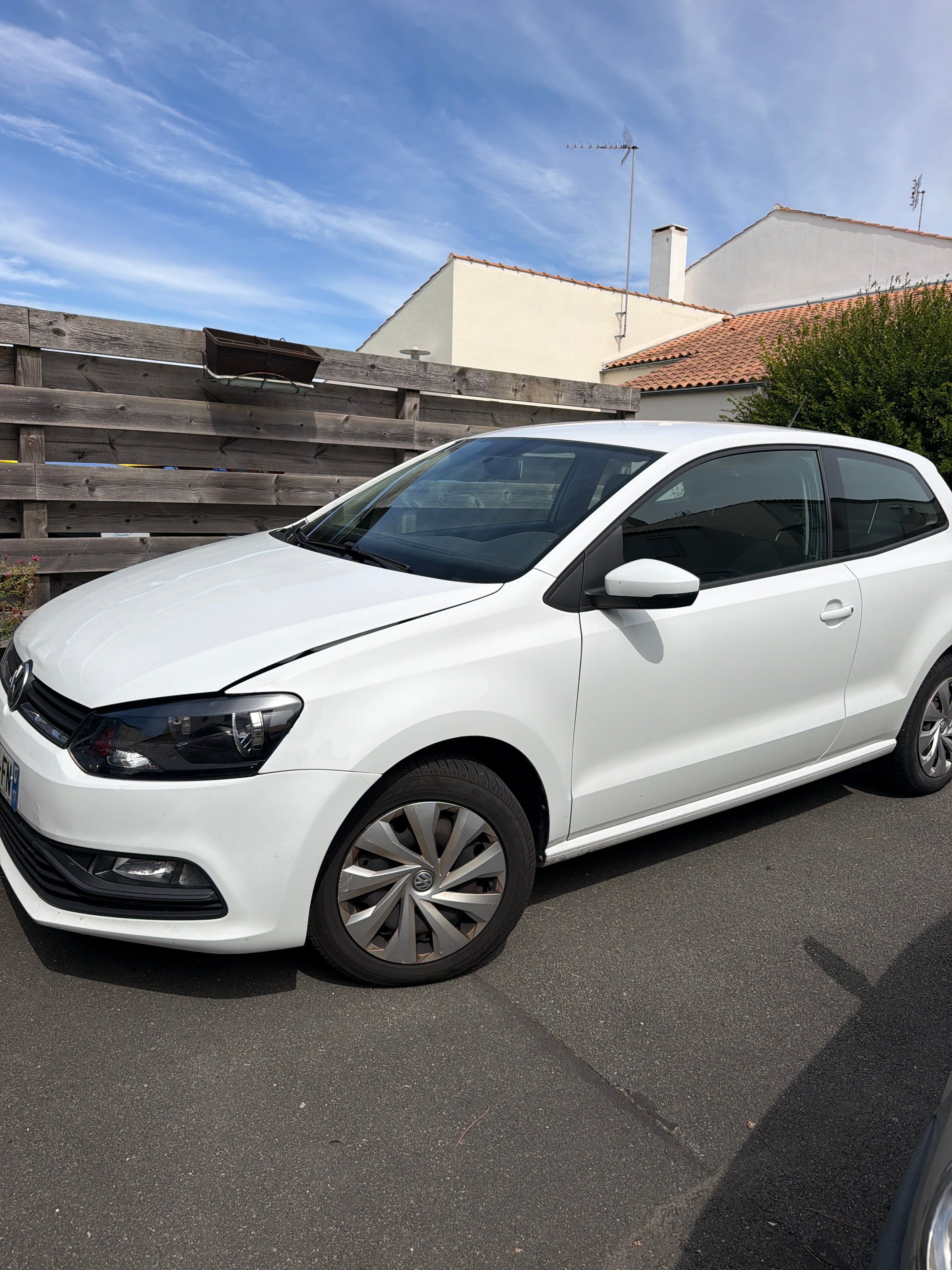 Volkswagen Polo, 2015, Essence 95
