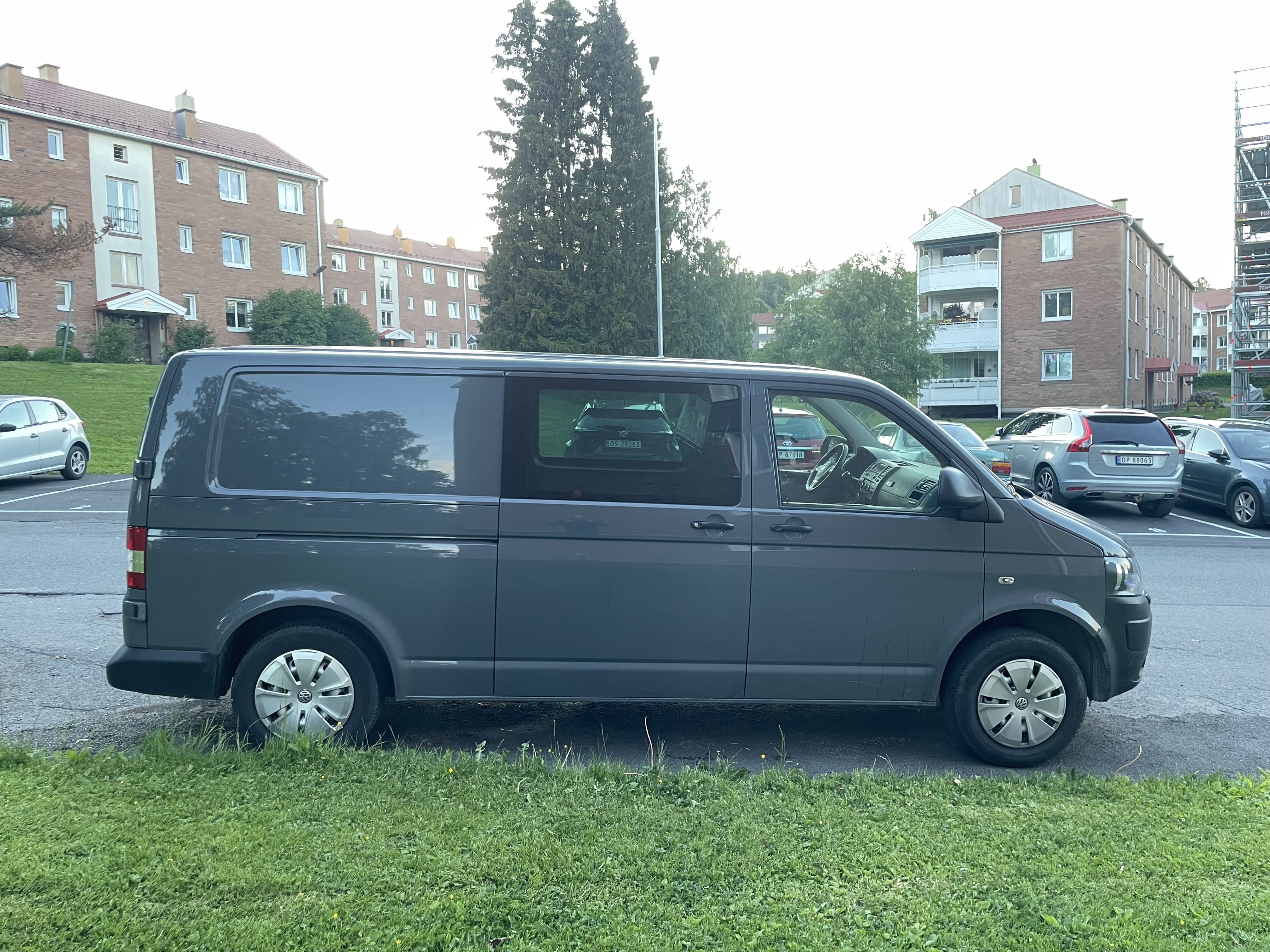 Volkswagen Transporter 2.0 TDI automat gir con Aire acondicionado