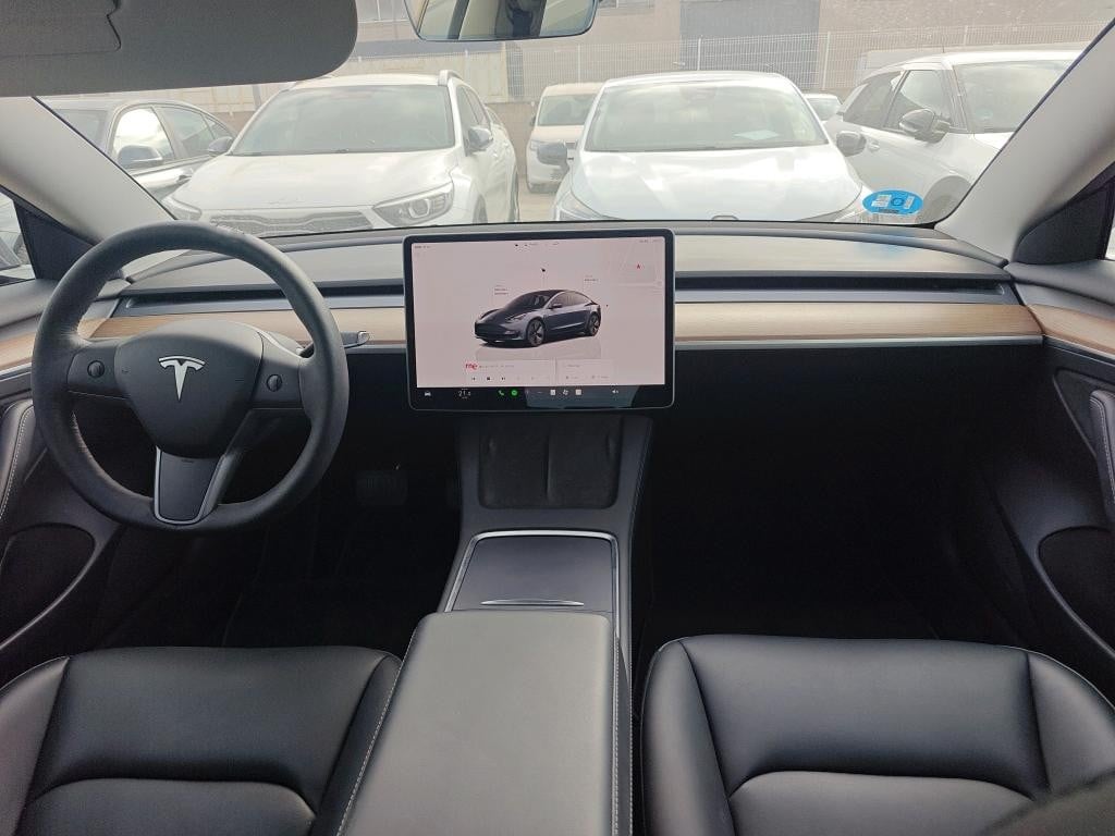 Tesla Model 3 met Airco