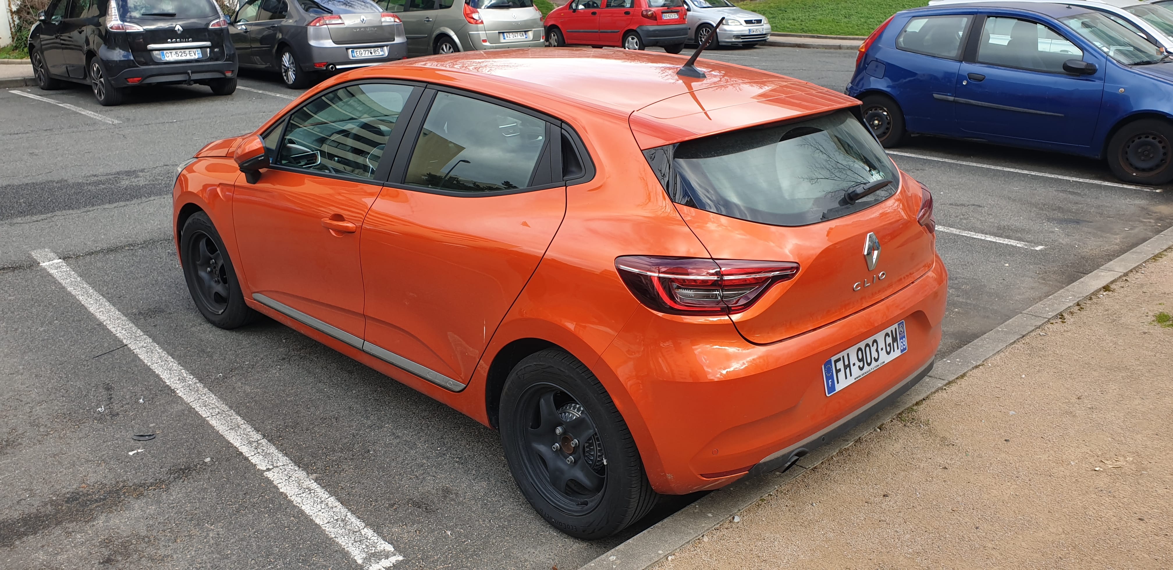 Renault Clio avec Régulateur de vitesse