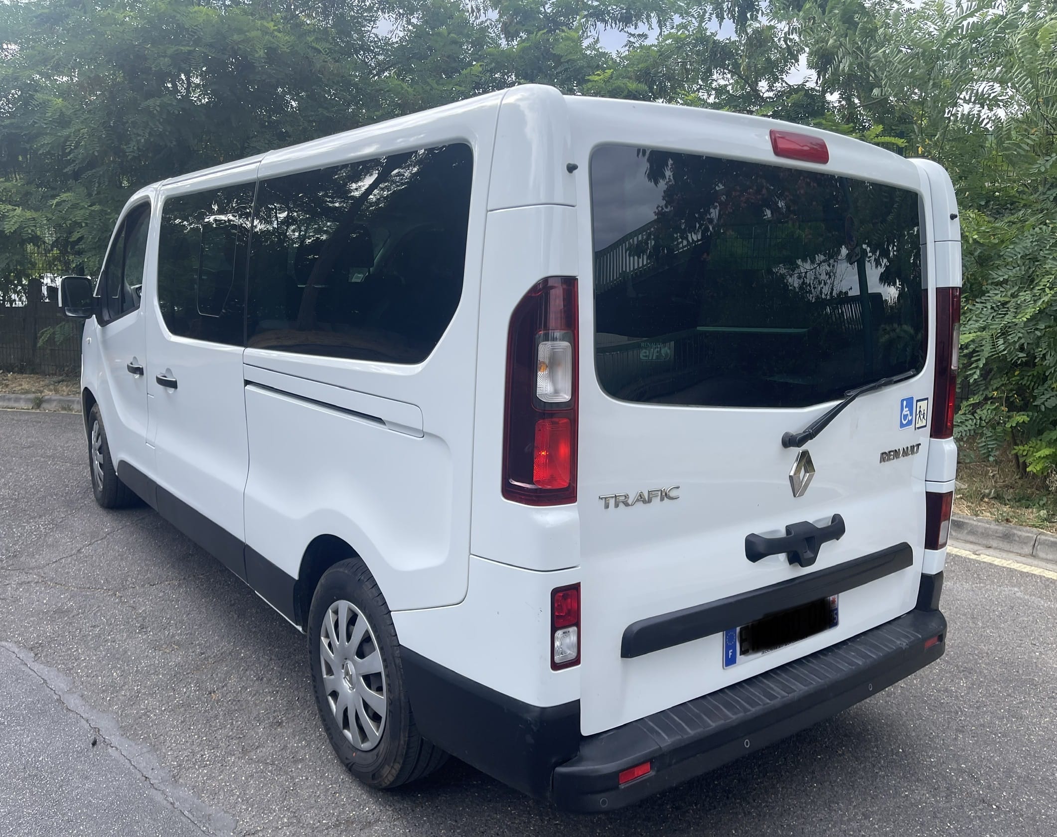 Renault Trafic Passenger 1.6 dci avec GPS