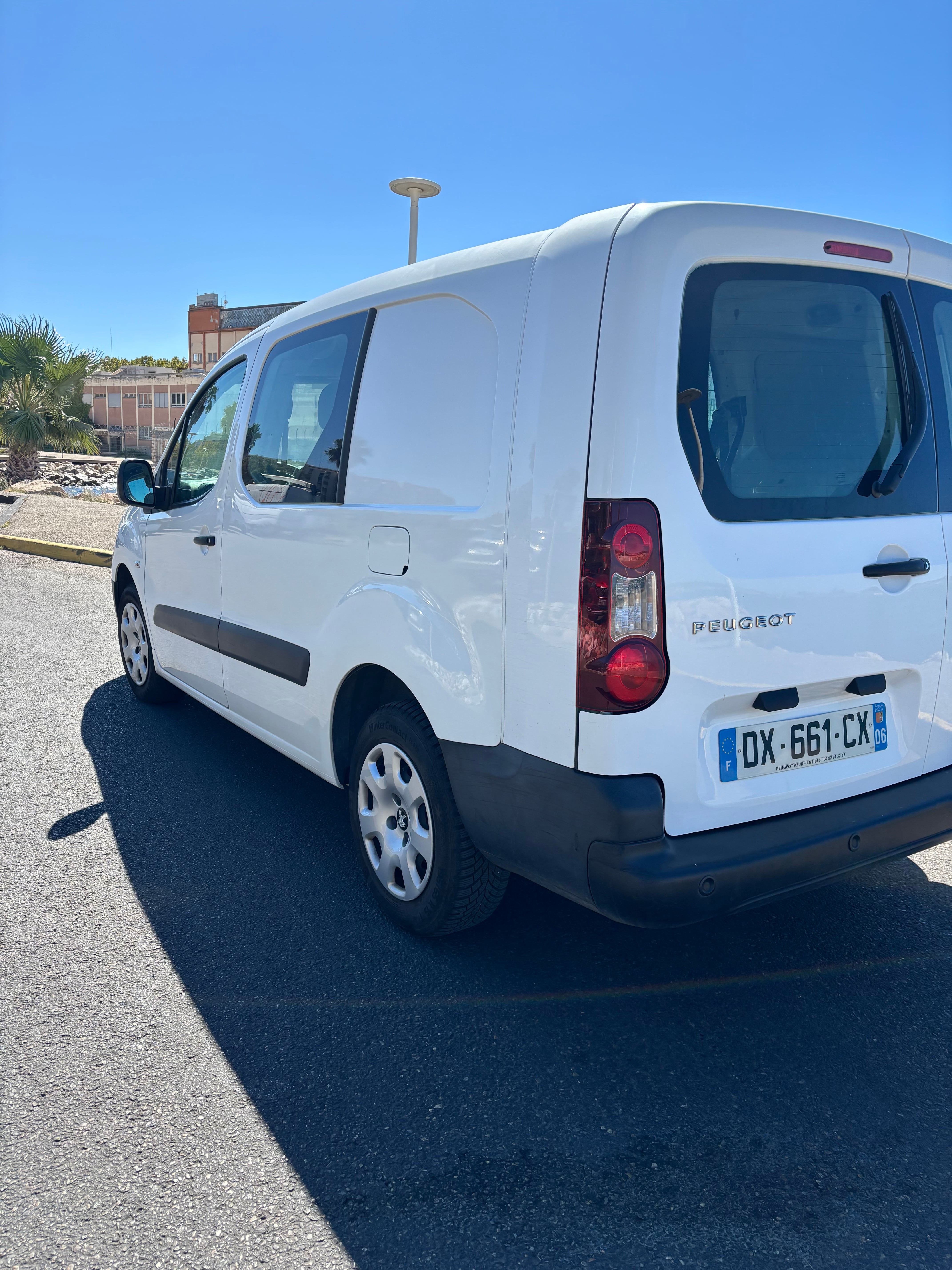 Peugeot Partner Double Cabine avec Climatisation