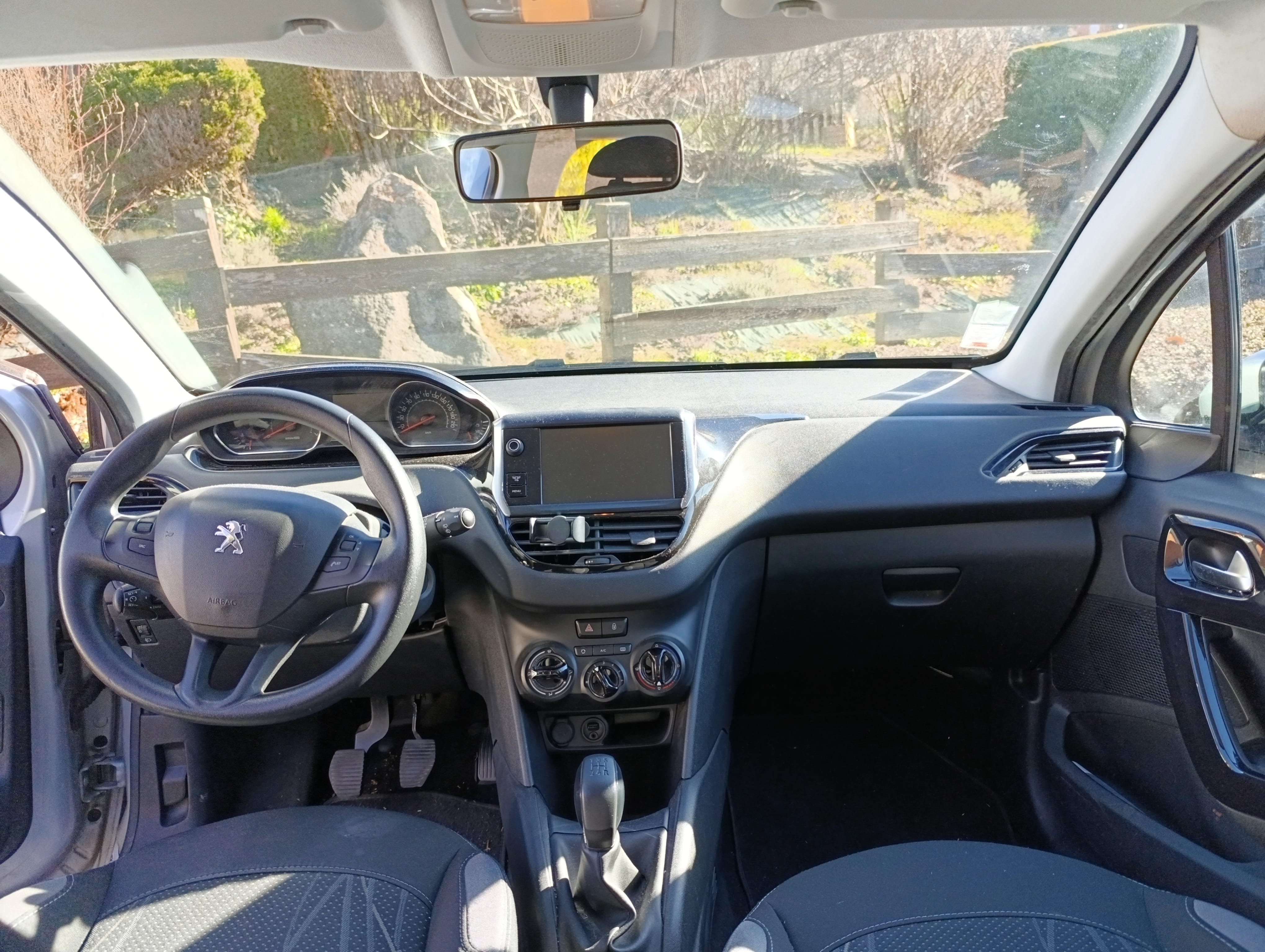 Peugeot 208 avec Régulateur de vitesse