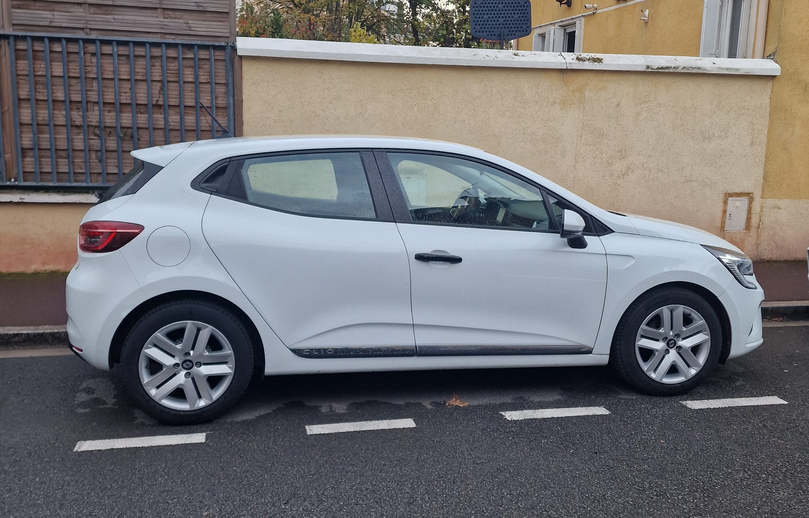Renault Clio 1.0 TCE 90 ch avec Climatisation