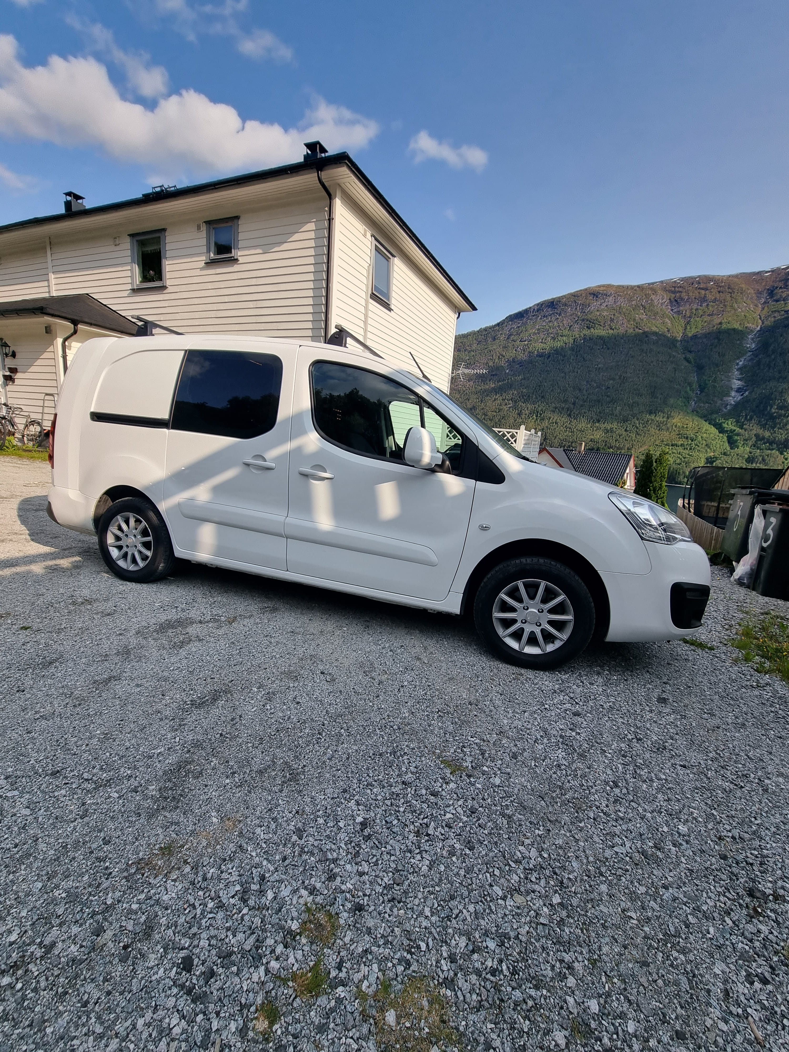 Peugeot Partner med Aircondition