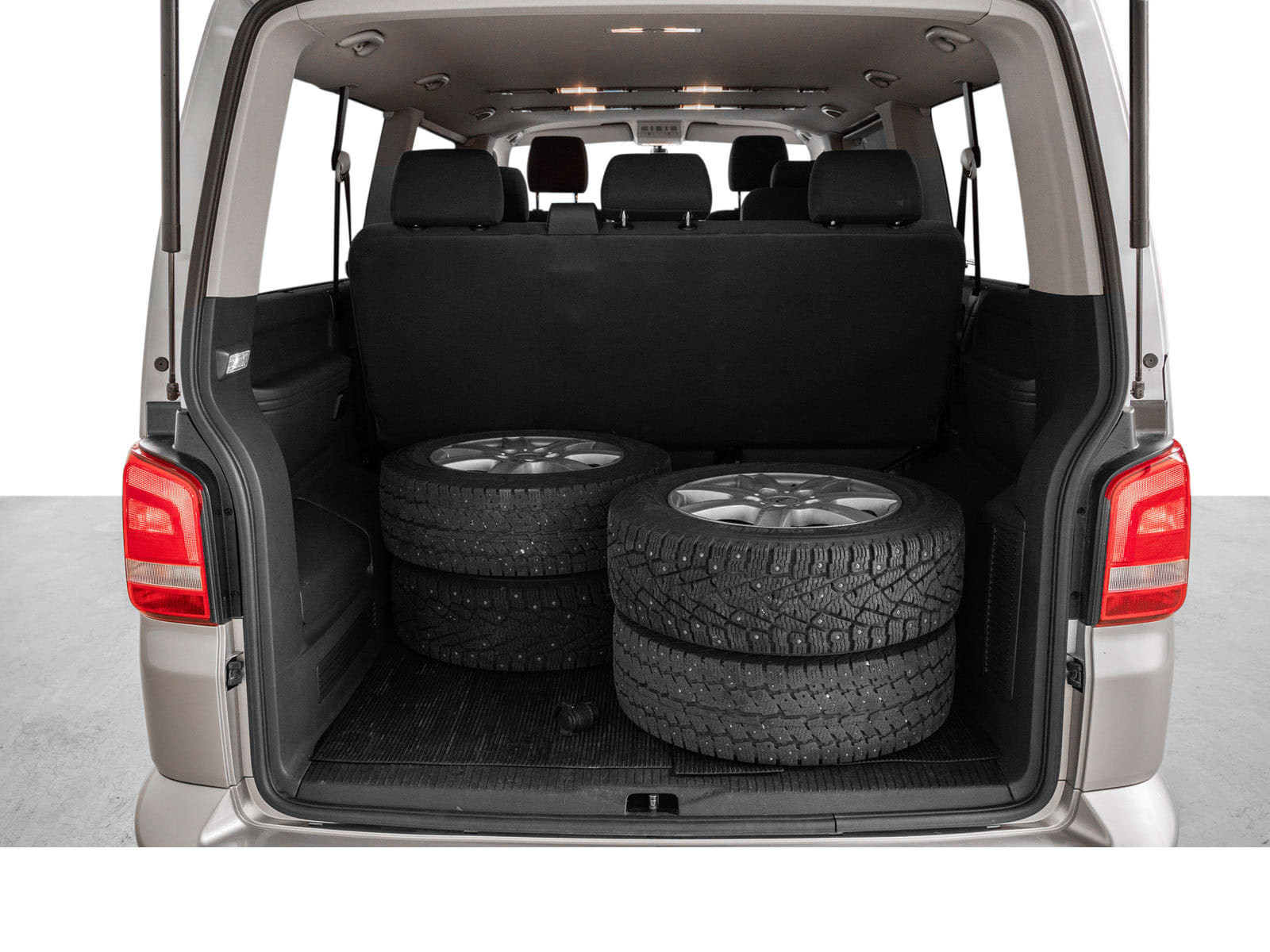 Volkswagen Caravelle med Bluetooth audio