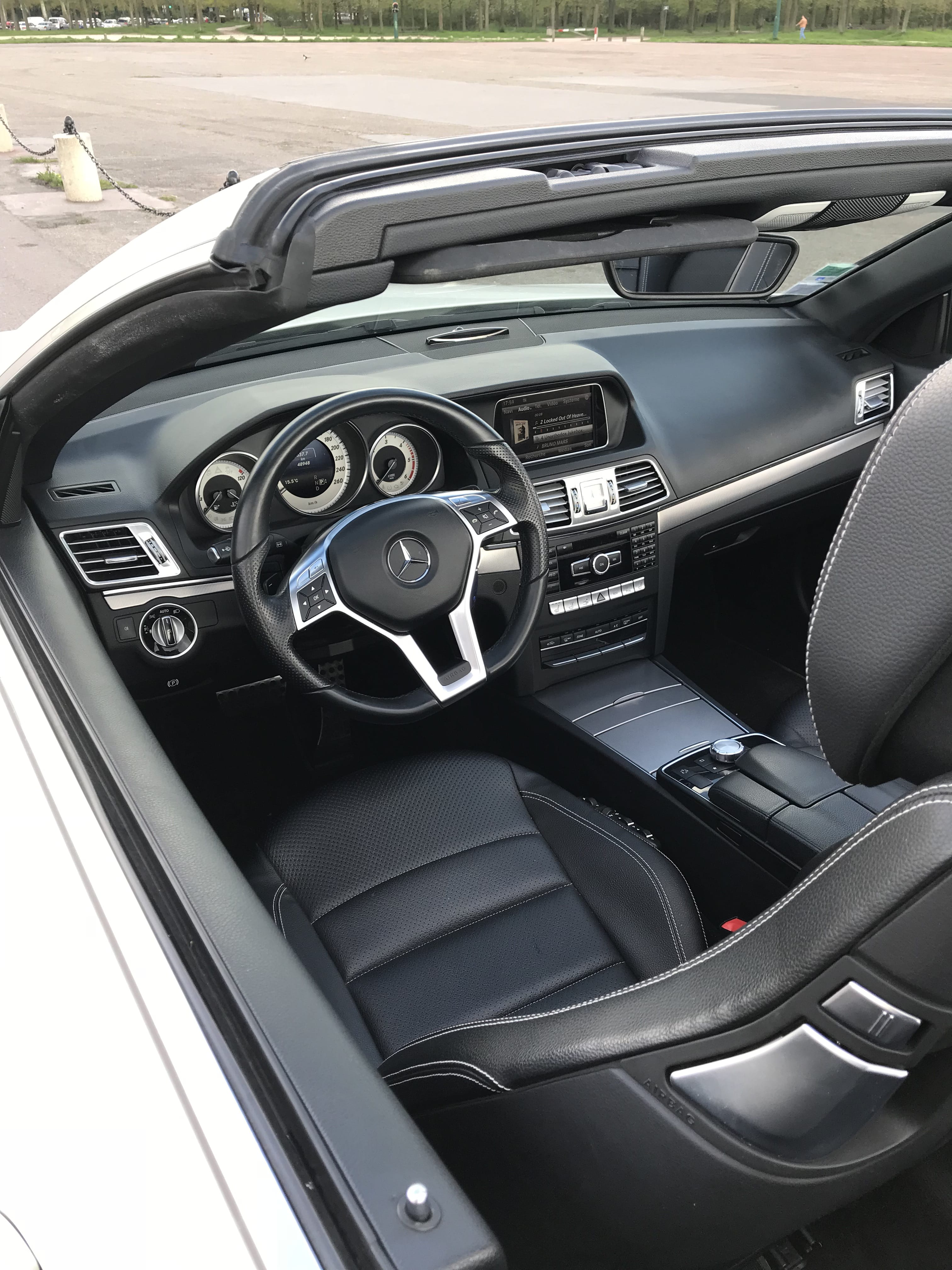 Mercedes Classe E Cabriolet avec Entrée audio / iPod