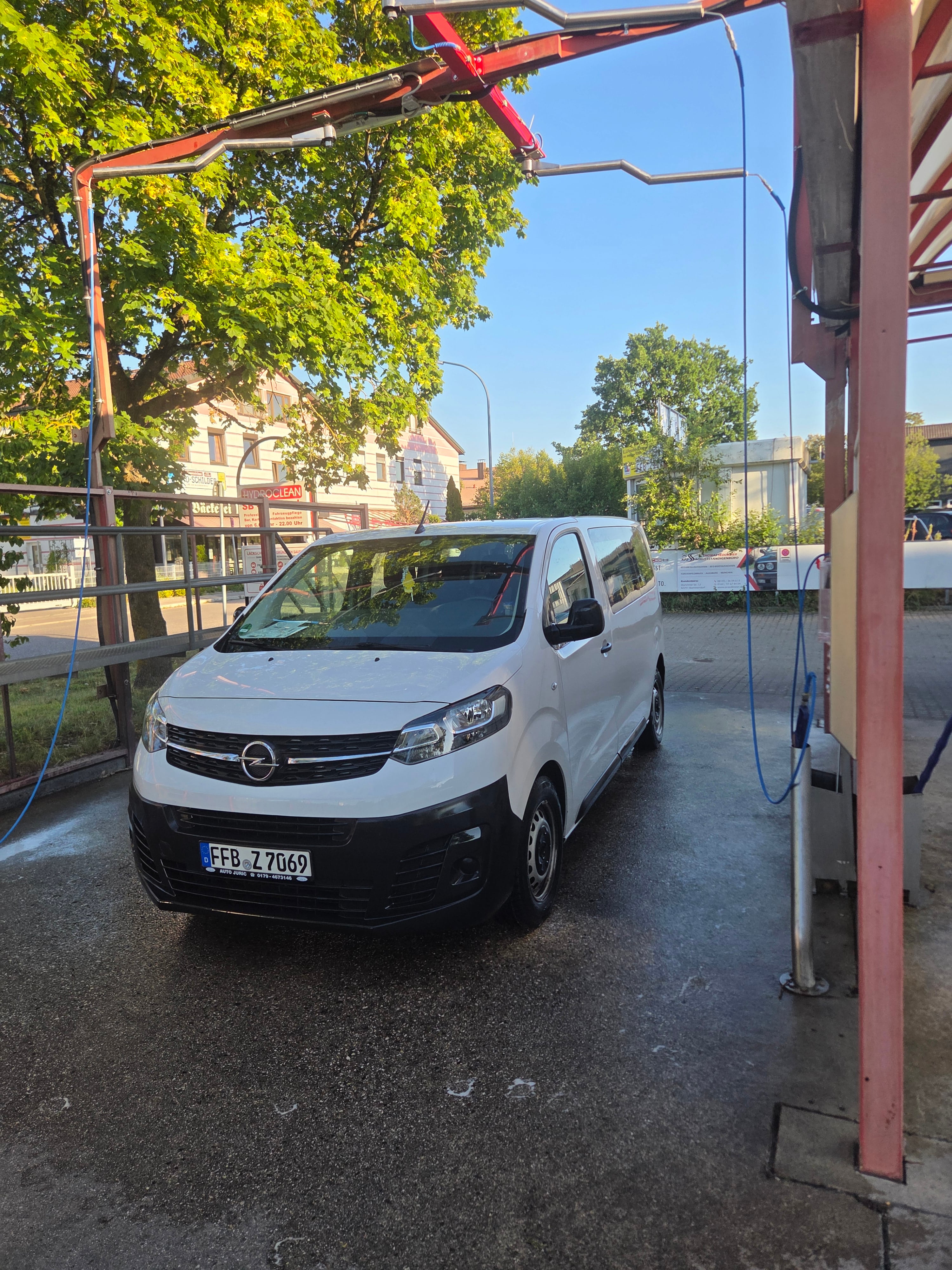 Opel Vivaro Kombi, 2022, Diesel, 9 Sitze und mehr