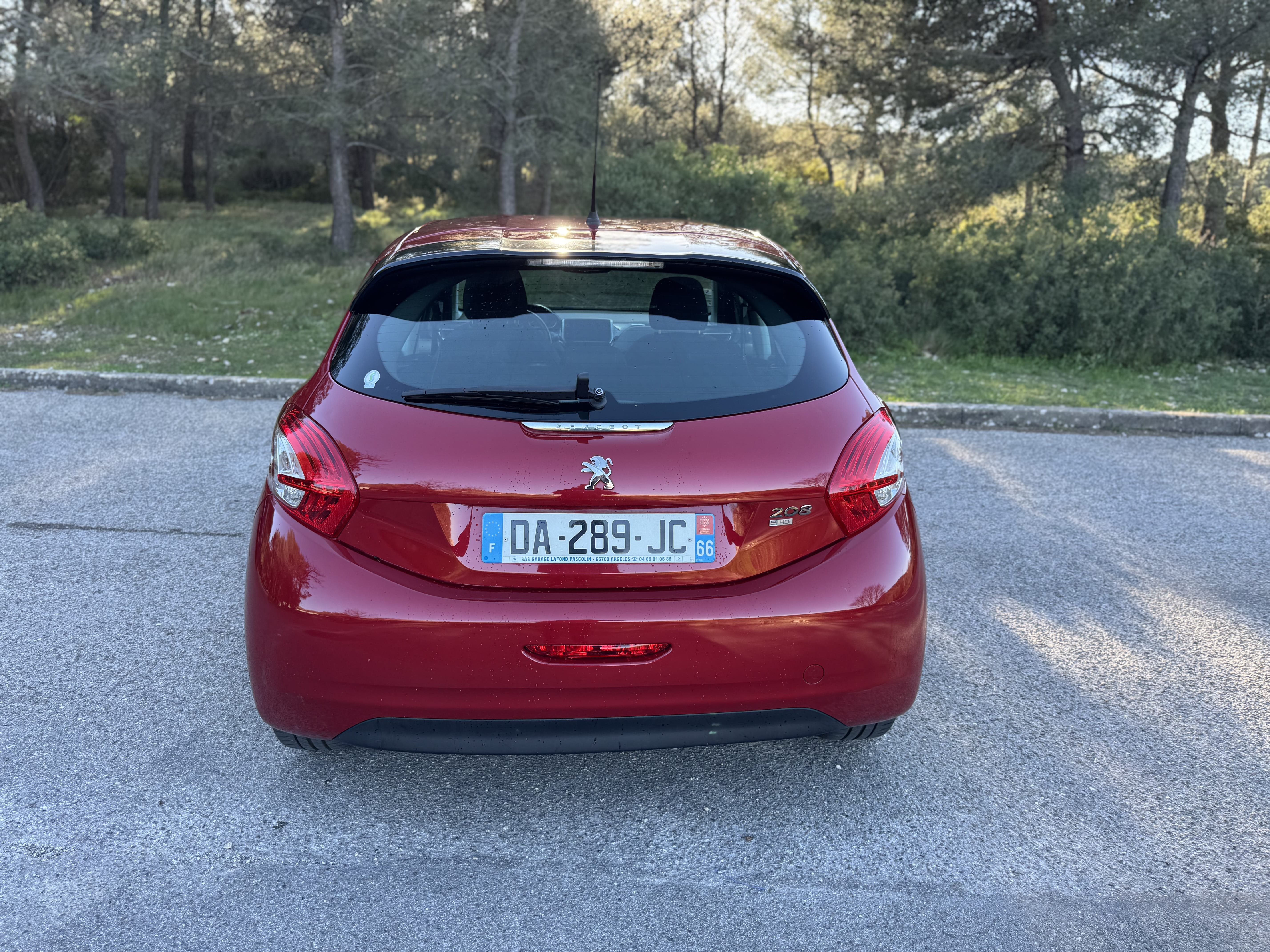Peugeot 208 met Autostoel baby