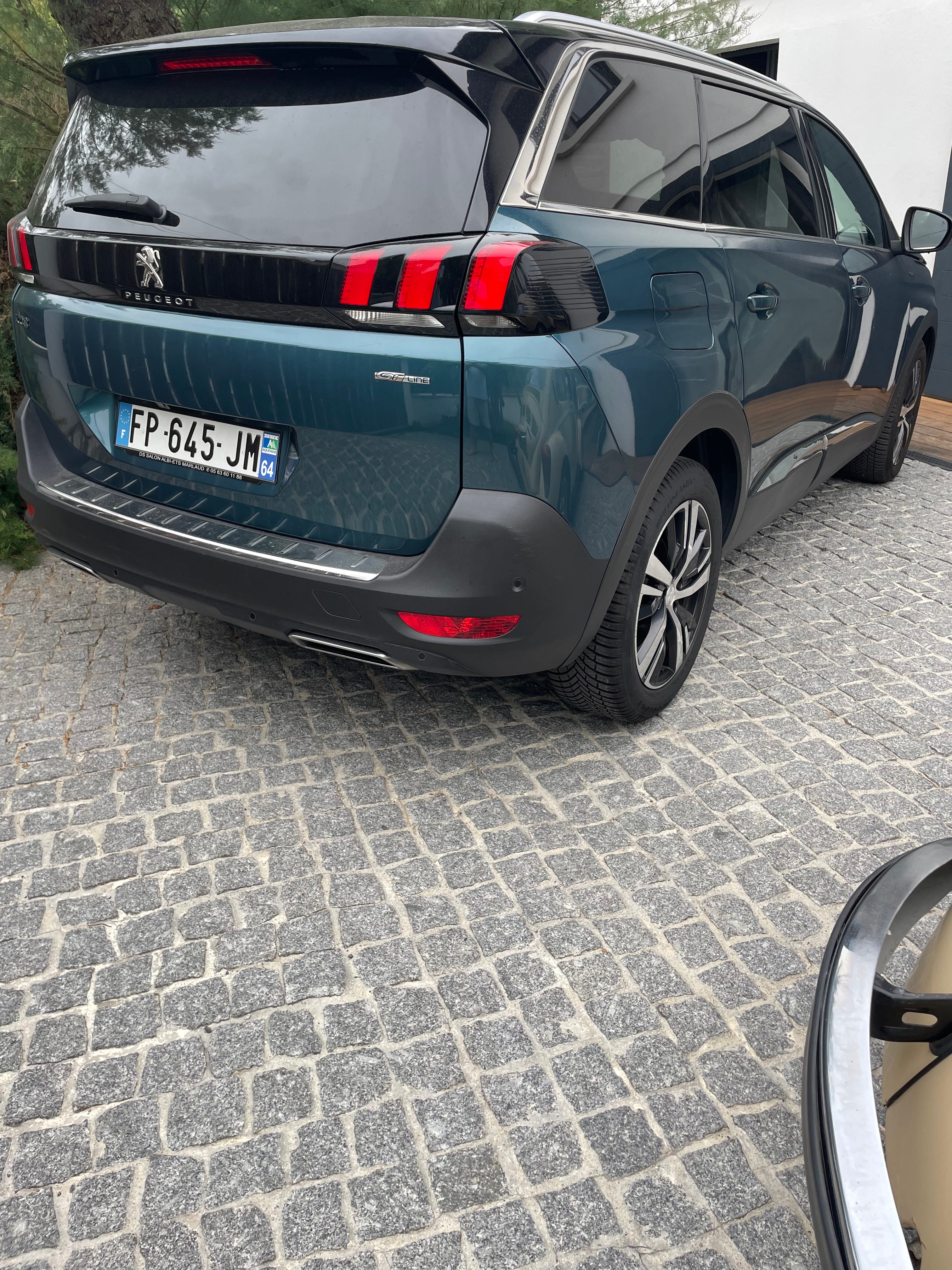 Peugeot 5008 avec Caméra de recul