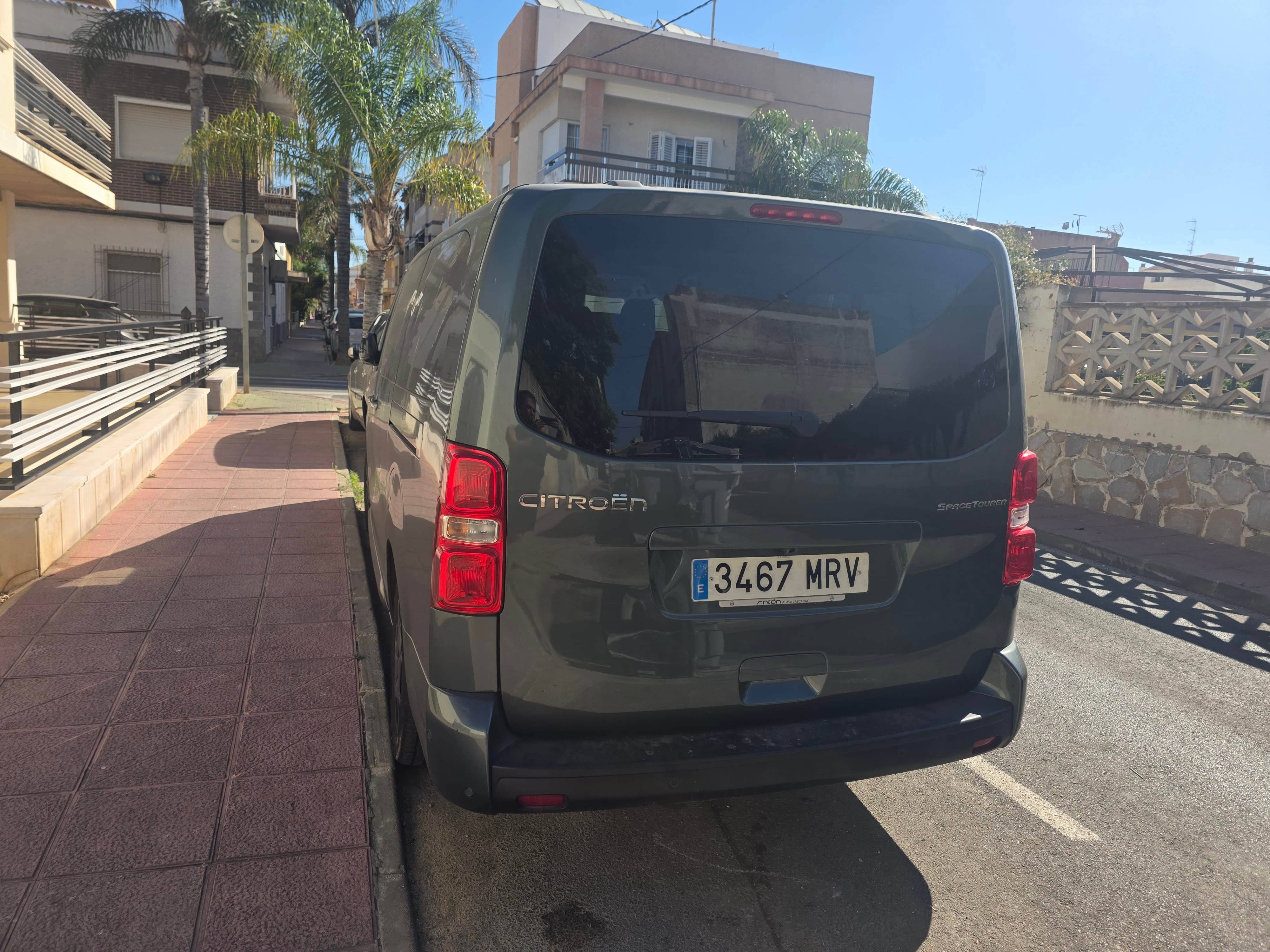 Citroen SpaceTourer 2000 con Cámara de marcha atrás