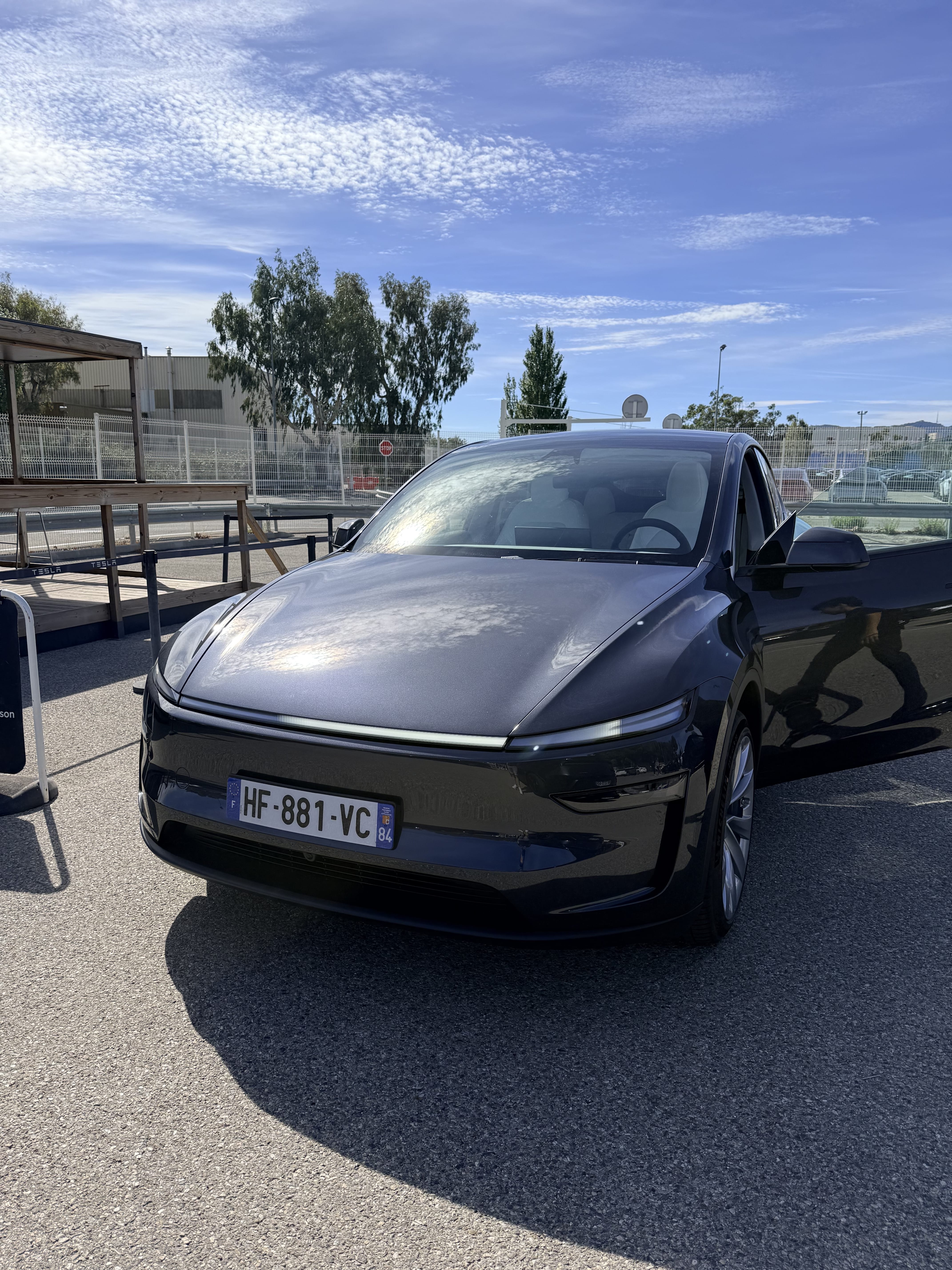 Tesla Model Y Long Range, 2025, Électrique